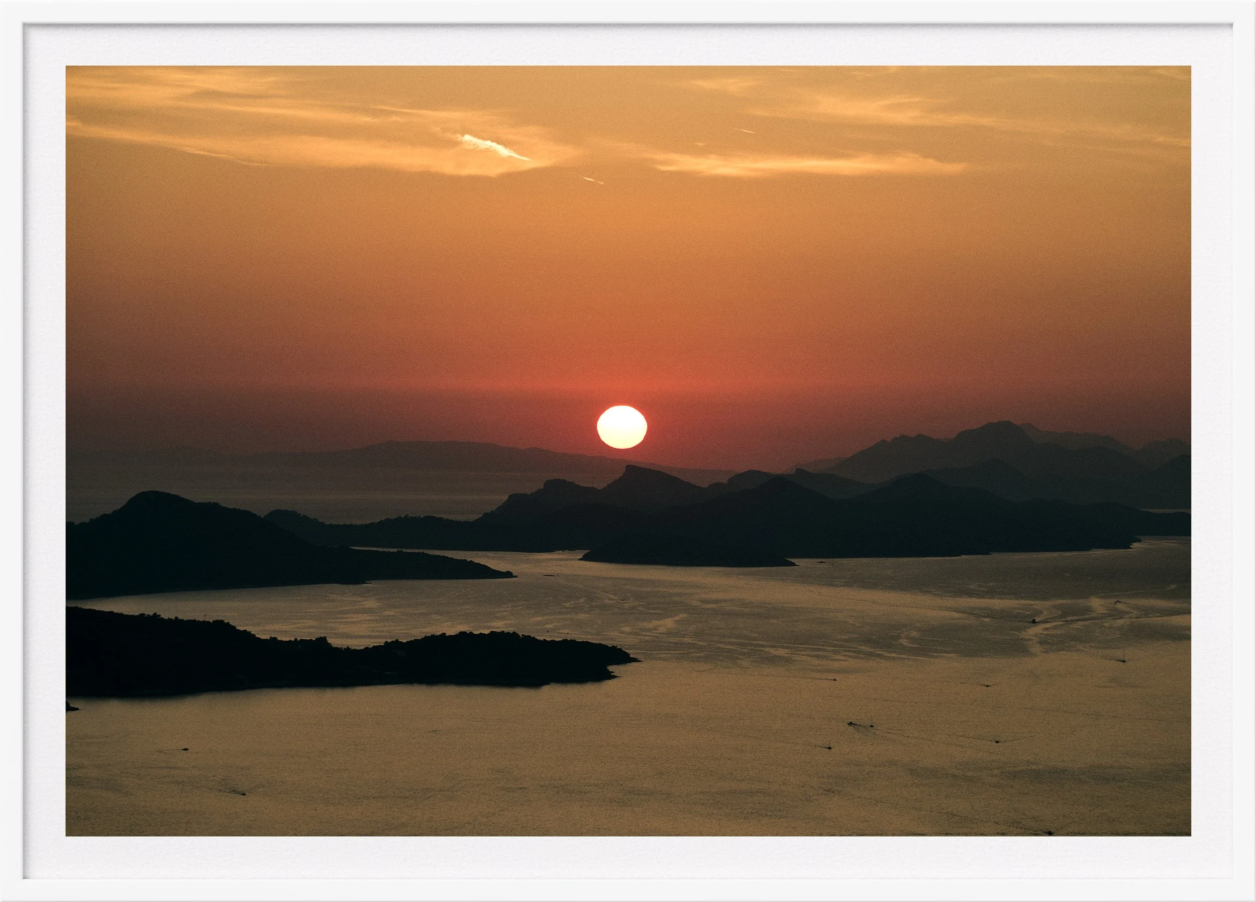 DubrovnikBurnWhite.jpg