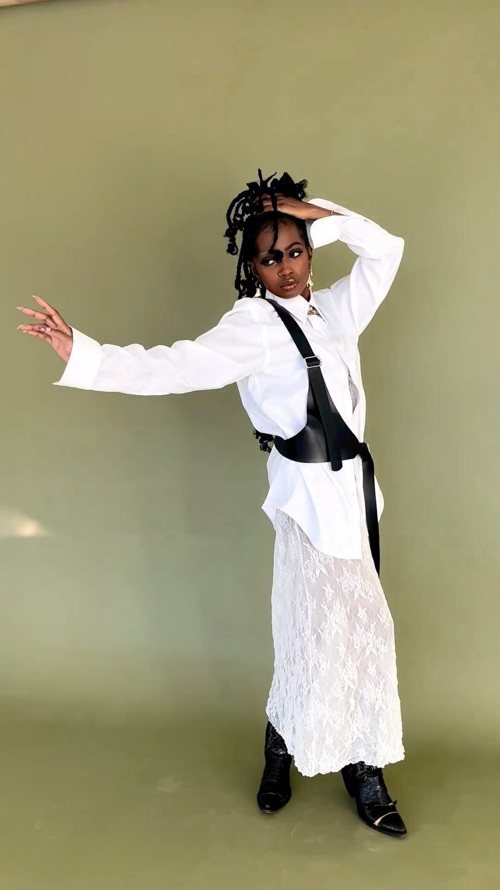January @ Town BTS
@bu.r.n.o.u.t vibin through her session π₯
Photographer @a_kid_named_trav
Producer @mvnisha