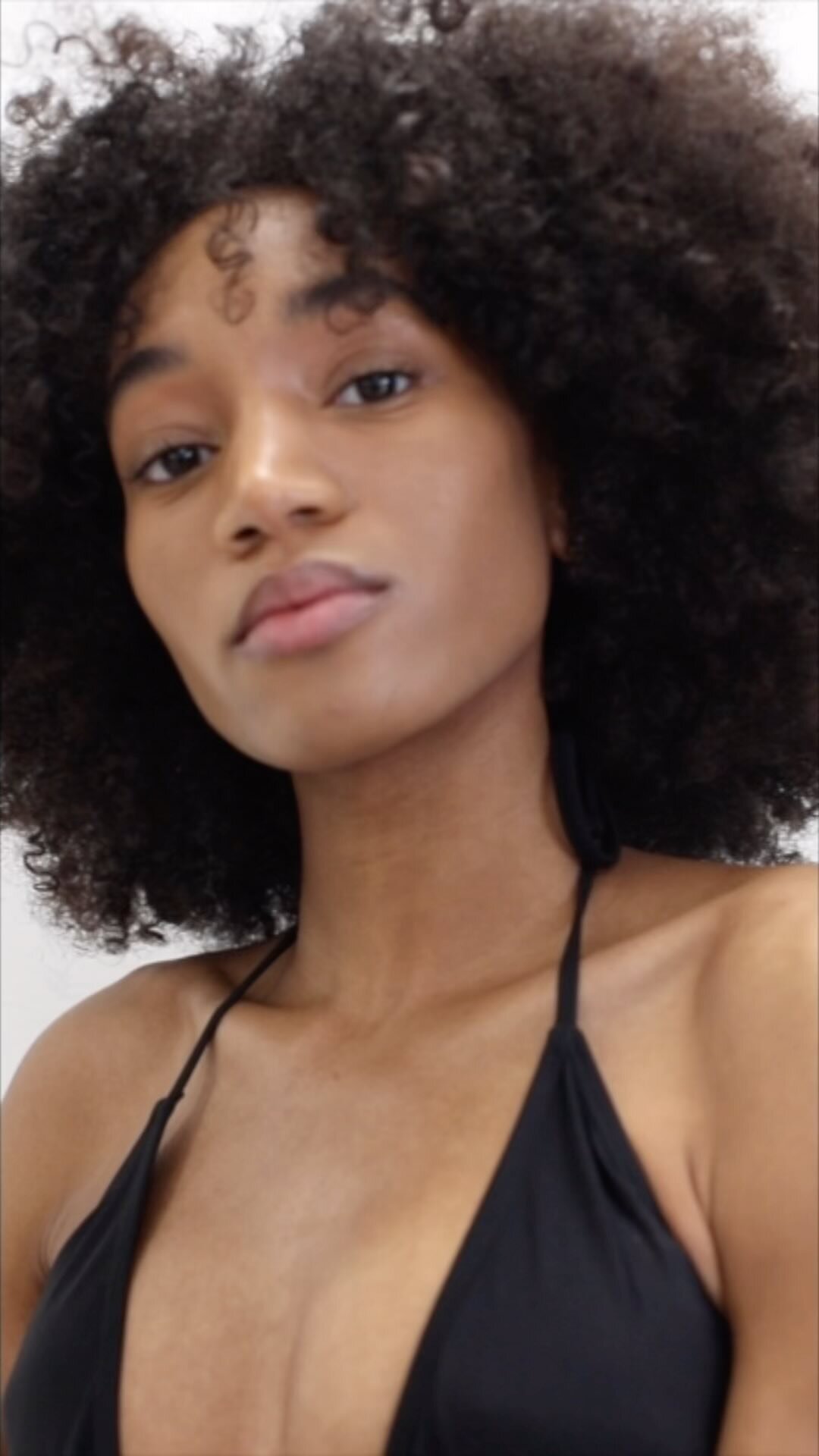 Model @qutie.t
Casting Video By @townstudionyc
@lesfleursmanagement