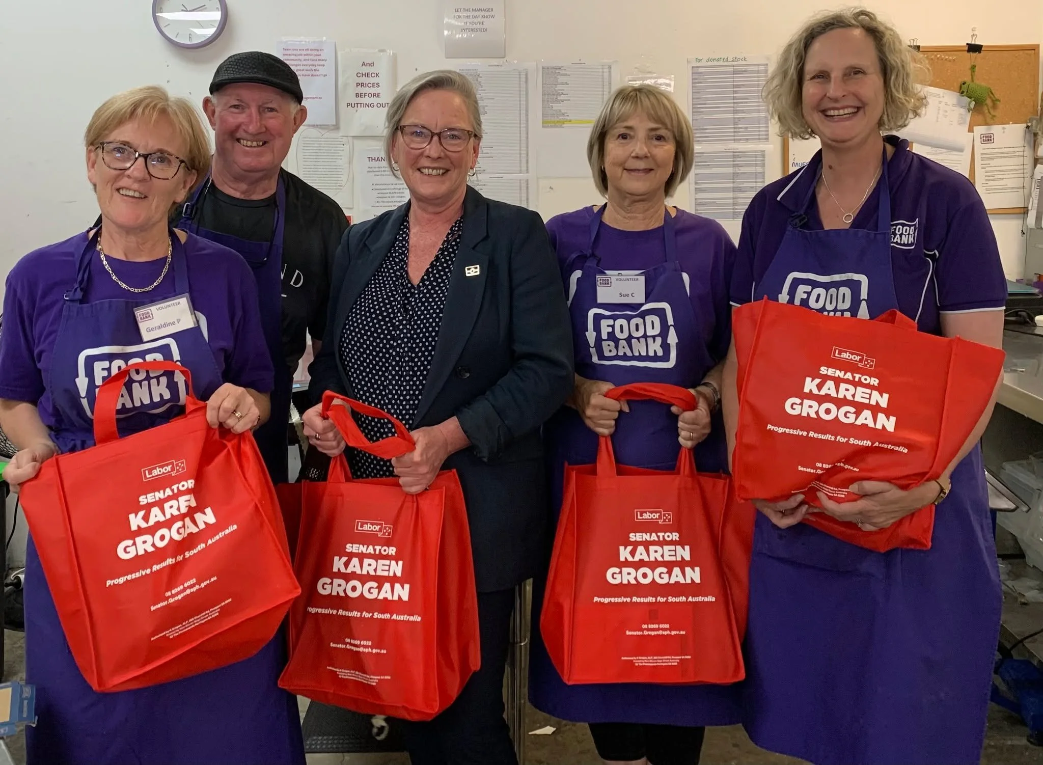 Great to meet Geraldine, Sue, Karen, Tania, and the hardworking volunteers at Foodbank last week. They do an incredible job supporting South Australians doing it tough. If you&rsquo;re able, please consider donating to help them continue this vital w