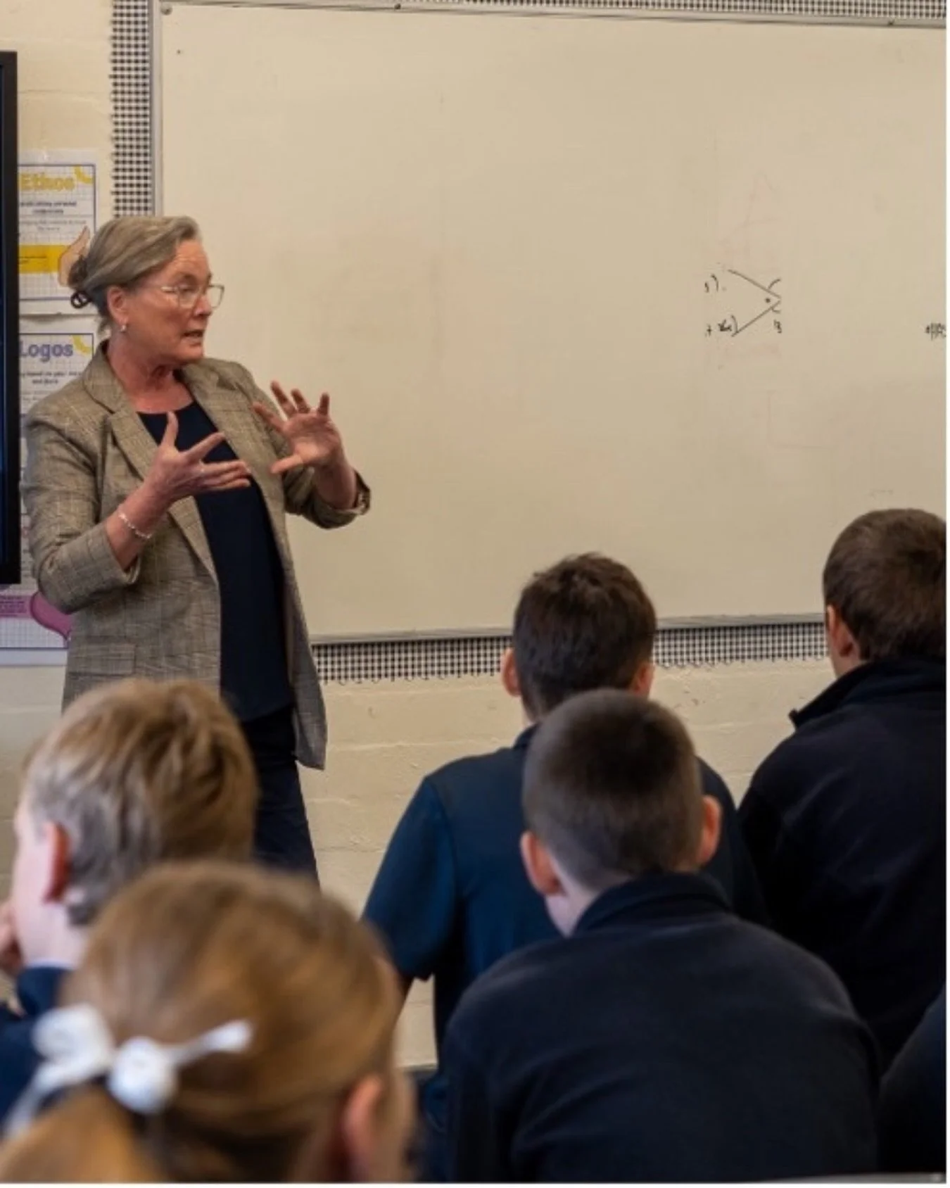 Today marks Public Education Day, a day to celebrate teachers, principals and education staff right across Australia. The Albanese Government has now signed agreements with all states and territories to fully and fairly fund every public school in th