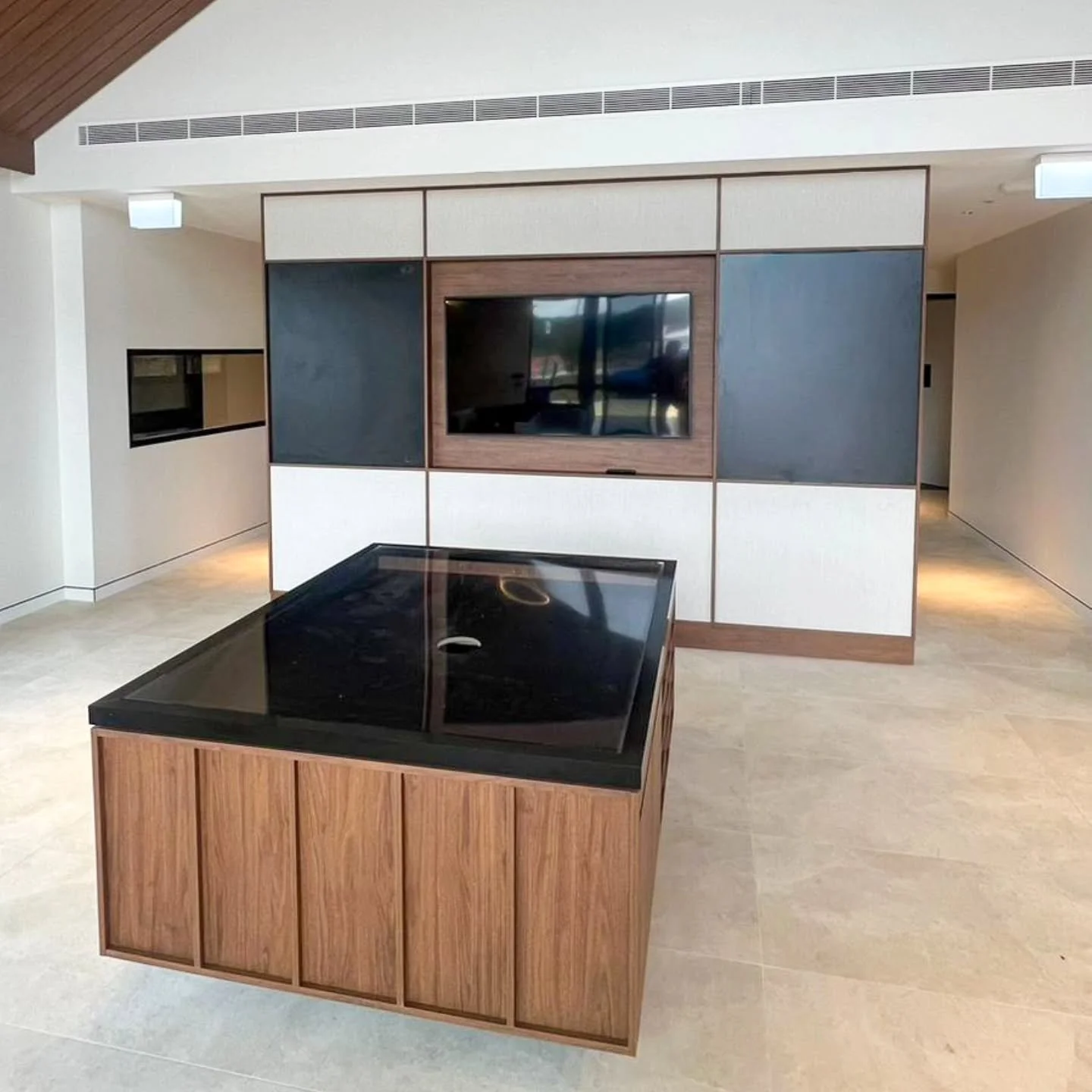 We are proud to share the first completed stage of four at Stockland&rsquo;s new The Gables precinct in Sydney, delivered for PattersonBuilding Group.


Our scope of joinery across the first stage featured a sleek kitchenette, a striking reception d