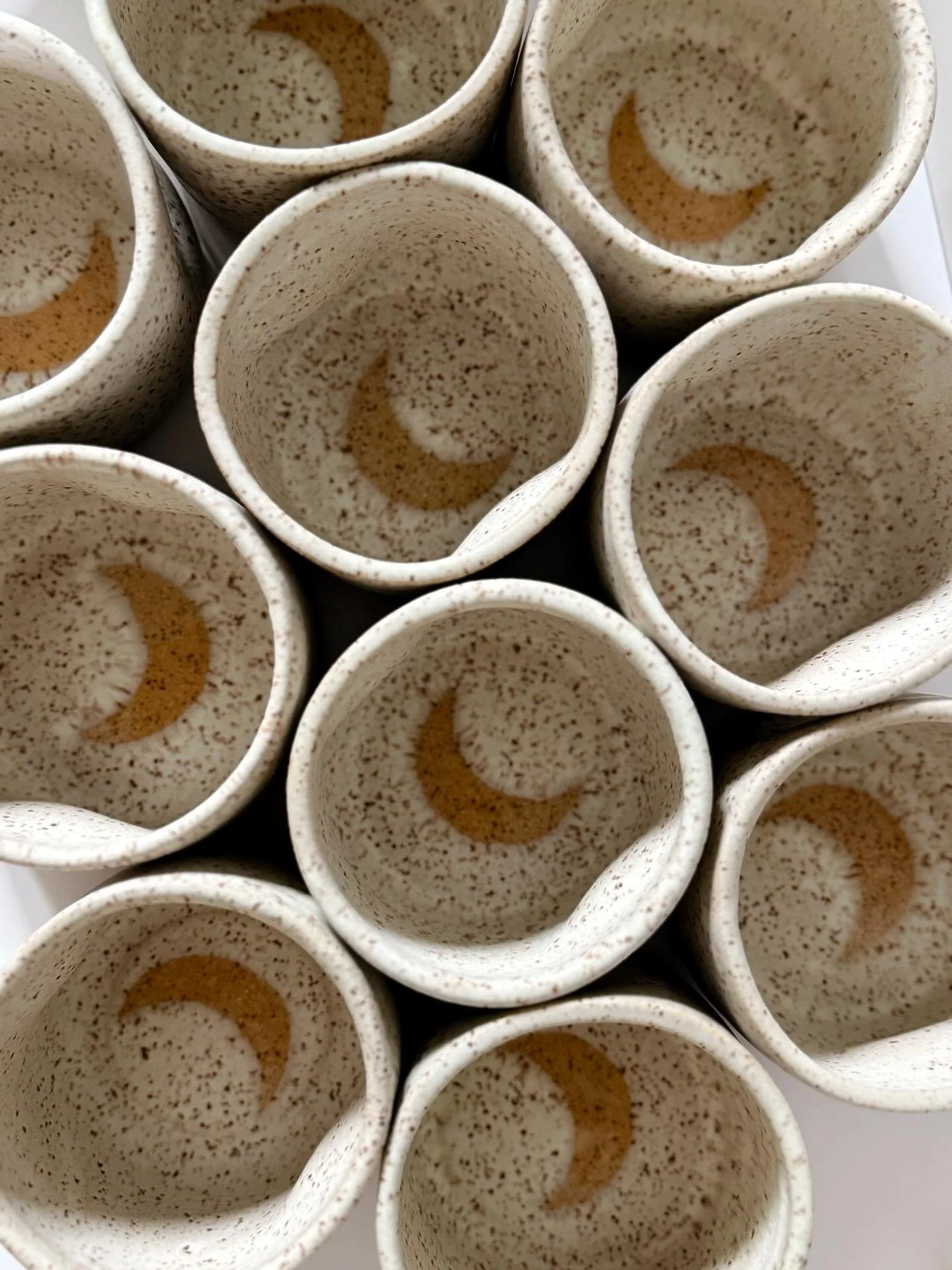 ✨ Introducing the Winter Moon Collection ✨
Made by my dear ceramicist friend @jf_doiron , who has been crafting all our pottery for over a year now.
Every cup you hold from Growing Up Rooted has passed through her hands — shaped with care when