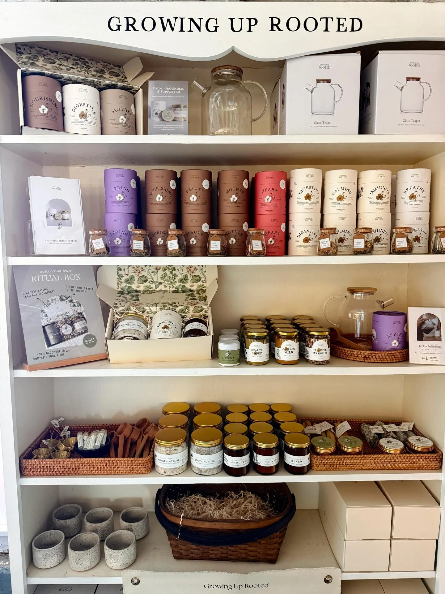 Terra Barn Collective reopens this weekend, March 6 and 7, for the Vintage Shop Hop.

I&rsquo;m still in Colombia wintering with my family, but before I left I spent a few very cold hours alone at the barn setting up my space, and I&rsquo;m so happy 