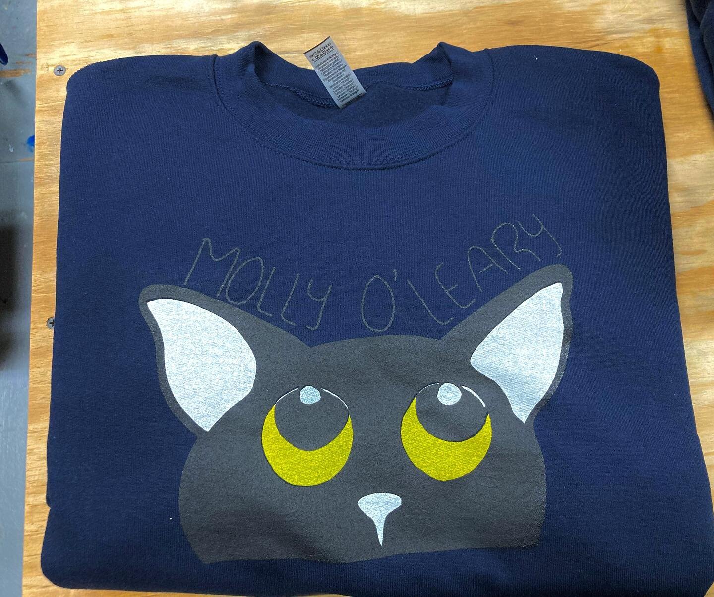 KITTY SWEATER!!! 

Get one at the release show tonight for @mollyolearymusic 7pm @askewprov 

Commissions open for March!

Togetherpressma.com