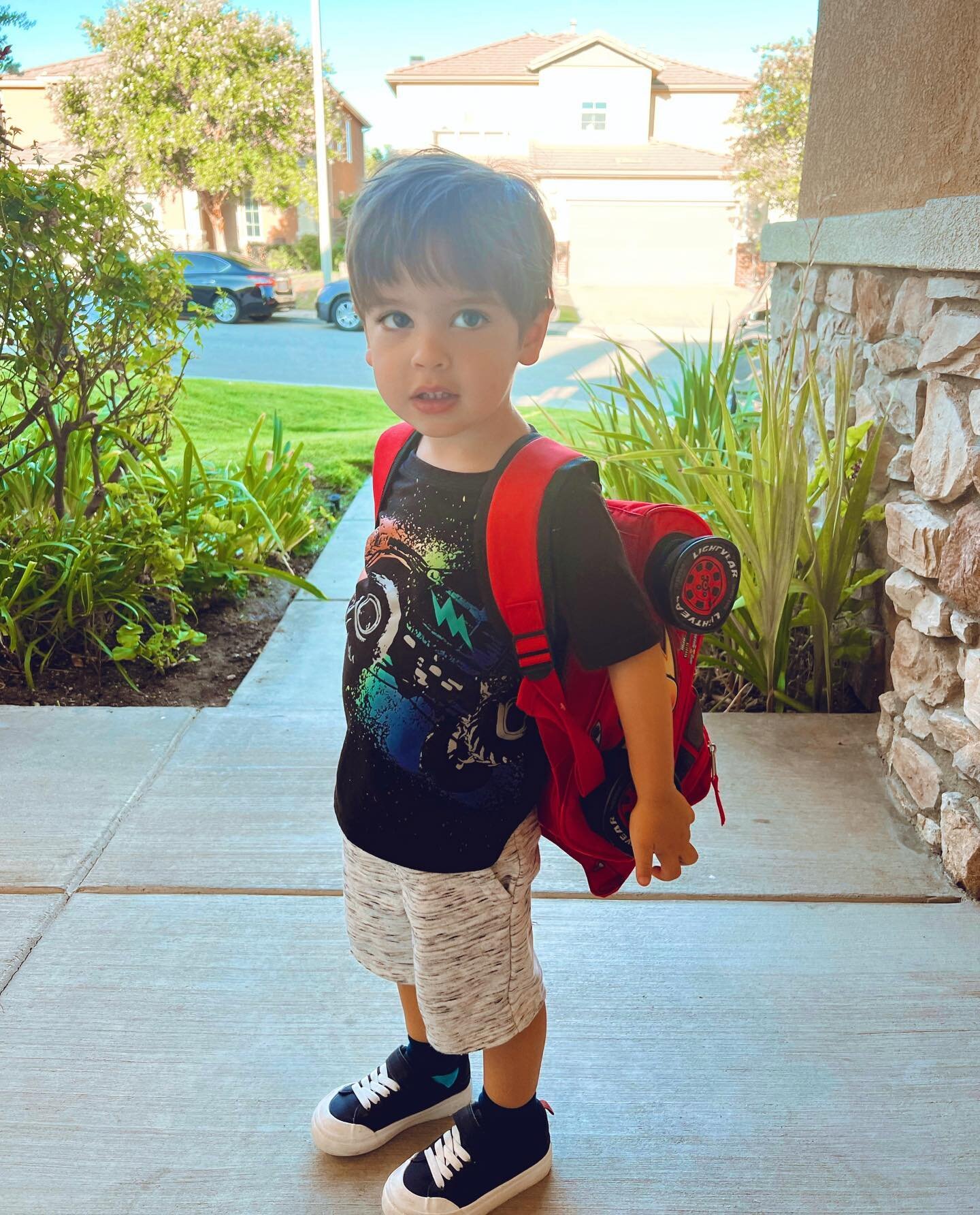 How did this happen?😭💙 #firstdayofschool #montessori #almost3