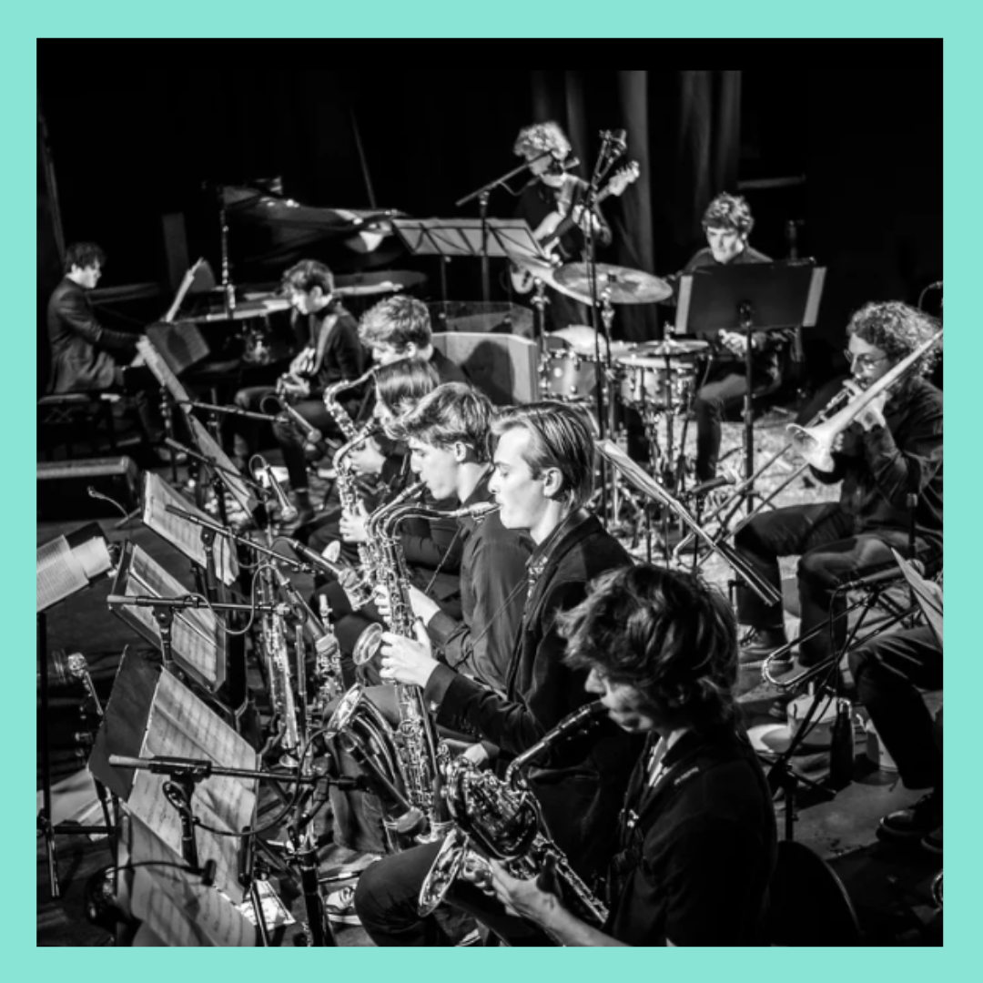 3 X BIG BAND BATTLE + “SURROUNDINGS”