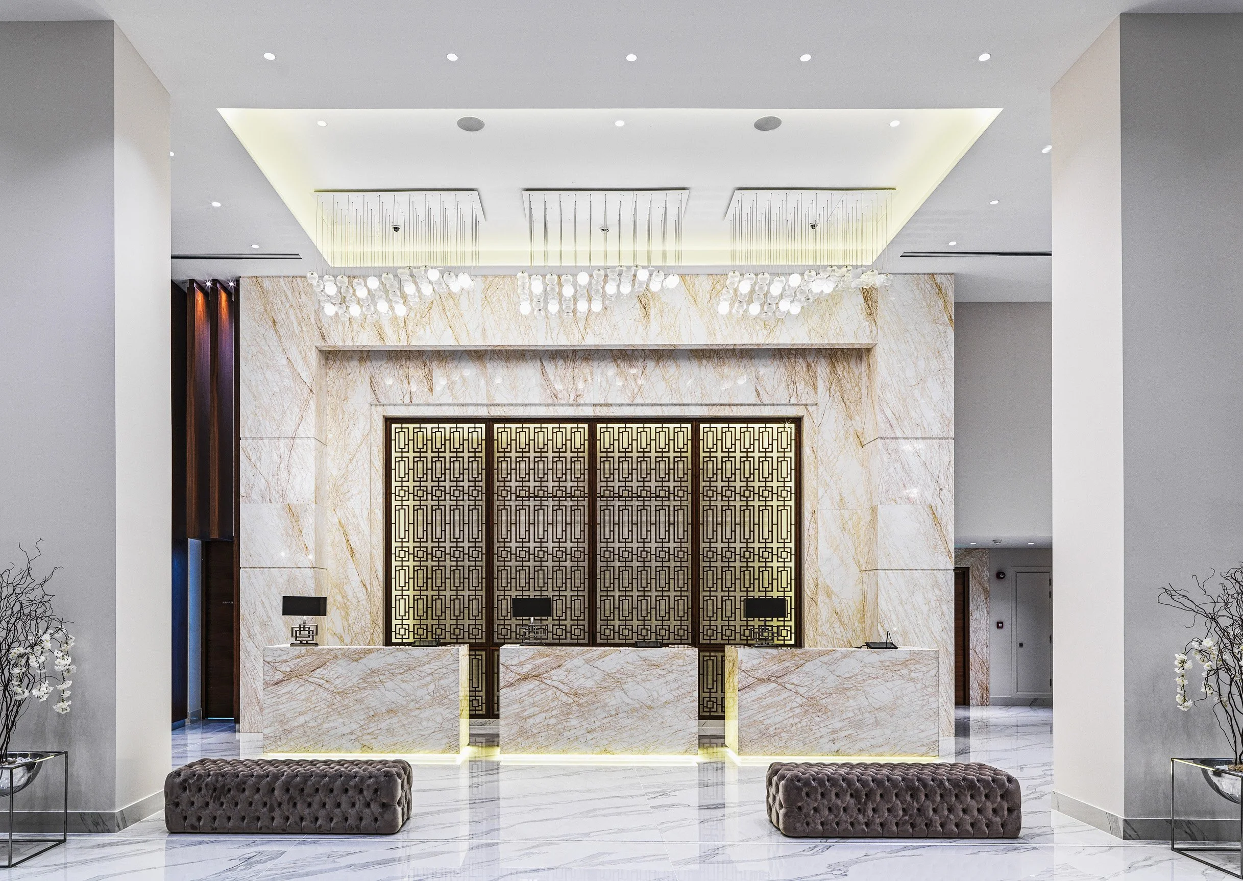 lobby_004.jpg