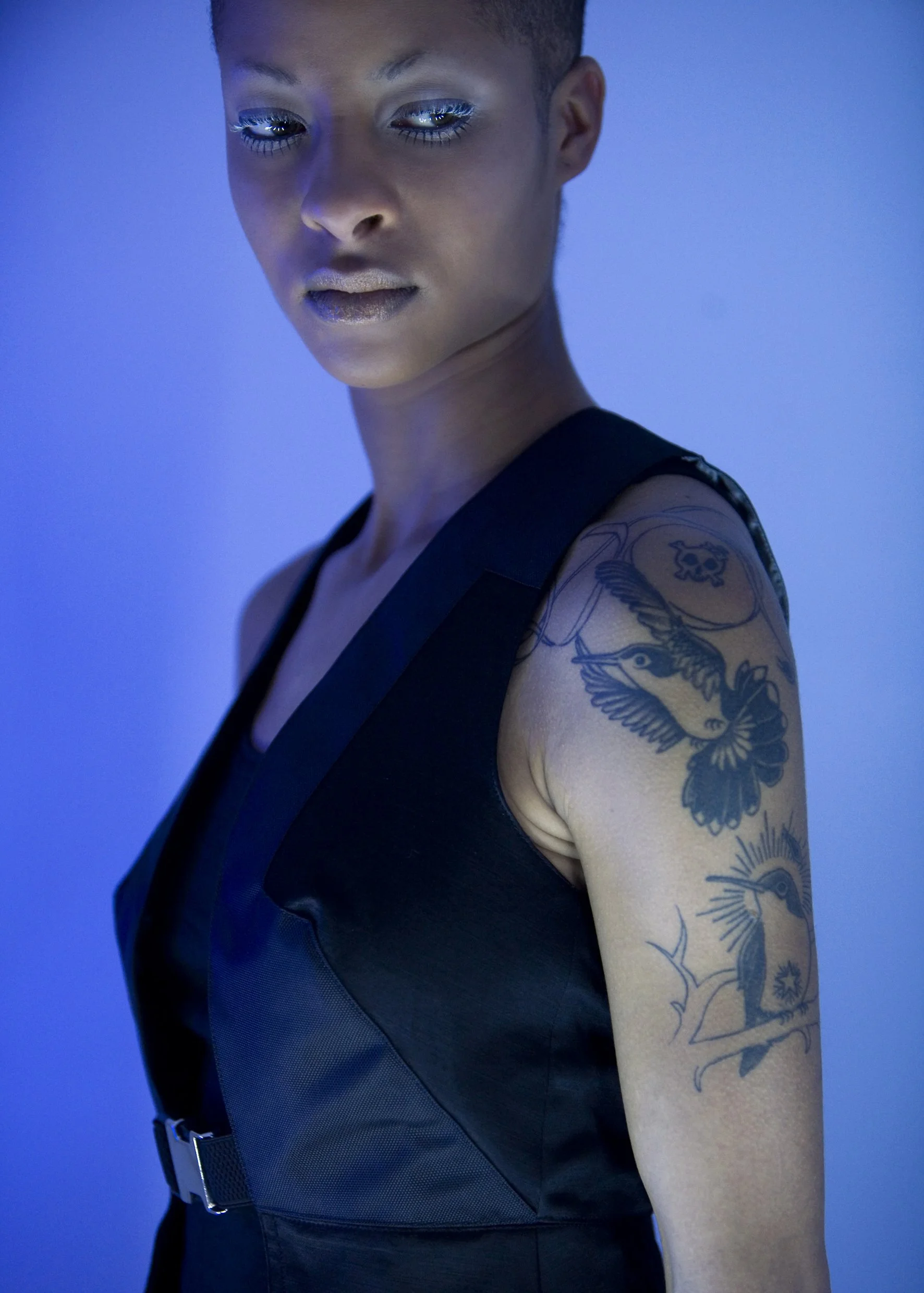 portrait, portrait institutionnel, luxe, image de marque, identité visuelle, corporate branding, Azzaro, Thierry Mugler, Clarins Parfums, Swarovski, Dolce & Gabbana, Guerlain, Angel, Helene Darroze