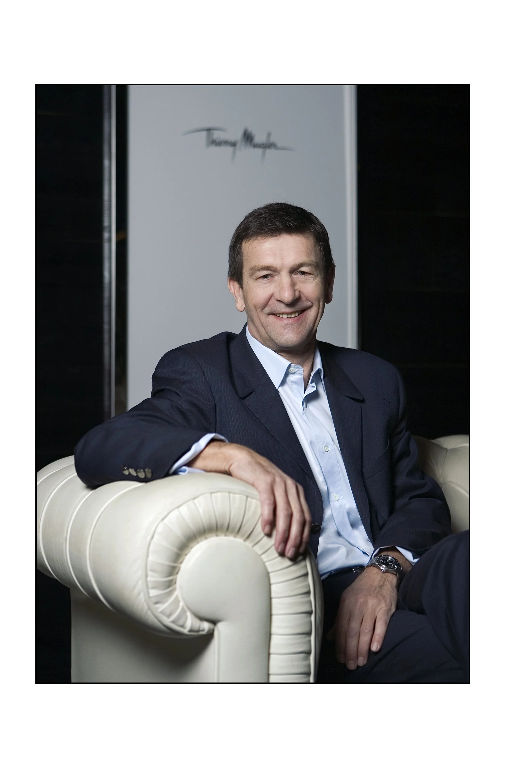 portrait, portrait institutionnel, luxe, image de marque, identité visuelle, corporate branding, Azzaro, Thierry Mugler, Clarins Parfums, Swarovski, Dolce & Gabbana, Guerlain, Angel, Helene Darroze