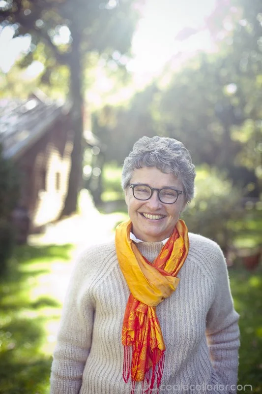 portrait, portrait institutionnel, luxe, image de marque, identité visuelle, corporate branding, Azzaro, Thierry Mugler, Clarins Parfums, Swarovski, Dolce & Gabbana, Guerlain, Angel, Helene Darroze