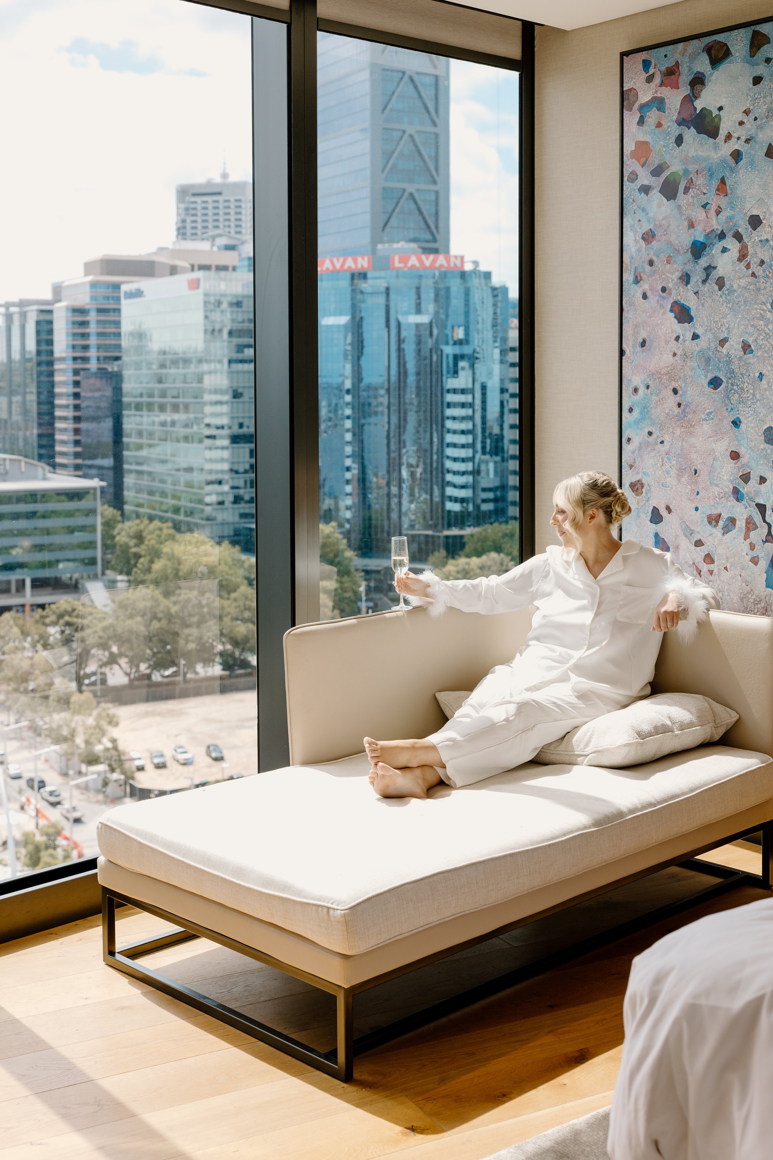 bride getting ready at ritz carlton perth.jpg