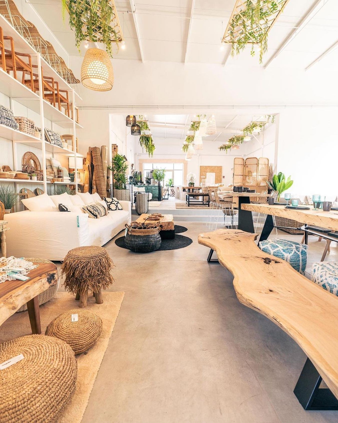 Enjoy the perfect blend of comfort and style with our wooden tables, cozy chairs, and inviting sofas. Find it at @azureejavea