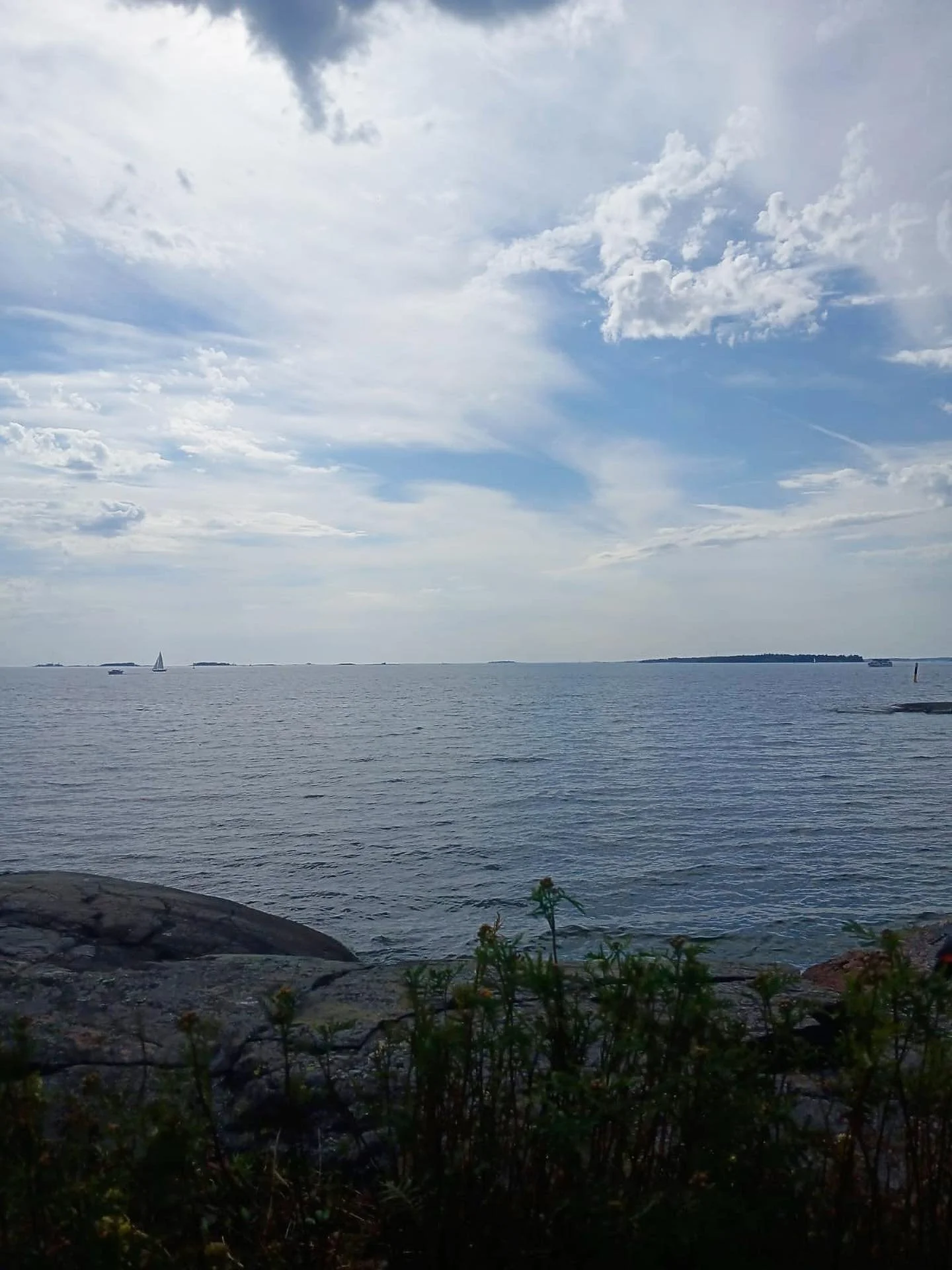 Kohtauksen kes&auml; on ollut&hellip; ottakaa nyt&hellip; miten se nyt sanotaan&hellip; HYV&Auml;! Kiitos siit&auml; kuuluu mahtaville tyypeille eli kaikille tyypeille. ❤️
T&auml;n&auml;&auml;n vietimme kes&auml;n p&auml;&auml;tt&auml;ripikniki&auml;