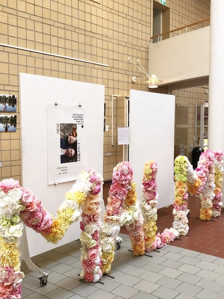 Kiitos @malmitalohelsinki kun piditte huolta n&auml;yttelyst&auml;! Kiitos my&ouml;s kaikille n&auml;yttelyss&auml; vieraileille ja ajatuksensa jakaneille! 🧡 

Minne n&auml;yttely pit&auml;isi seuraavan kerran vied&auml;?