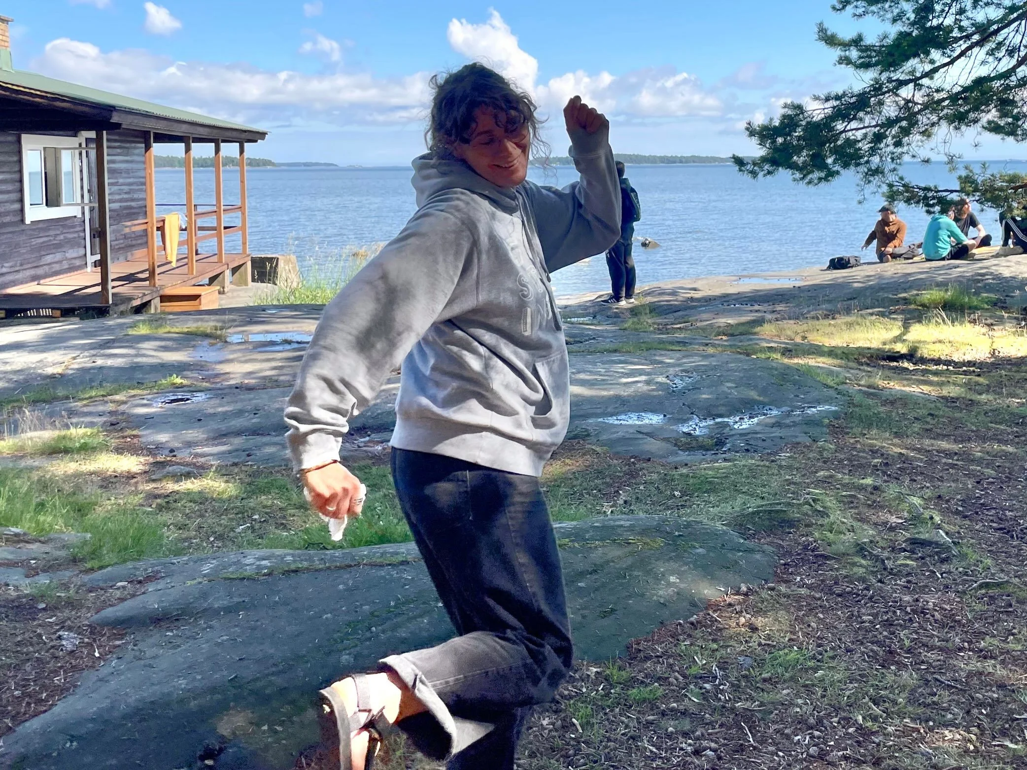 Kiitos kaikille Kohtauksen kaupunkiolohuoneiden kes&auml;st&auml; 2026! 🌞🦦Se oli upee!

❕Kohtaus j&auml;&auml; suunnittelu- ja huoltotauolle ajalle 17.-31.8. Olkkareiden syysohjelma starttaa tiistaina 1.9.2026 ja tarkempi ohjelma julkaistaan l&auml