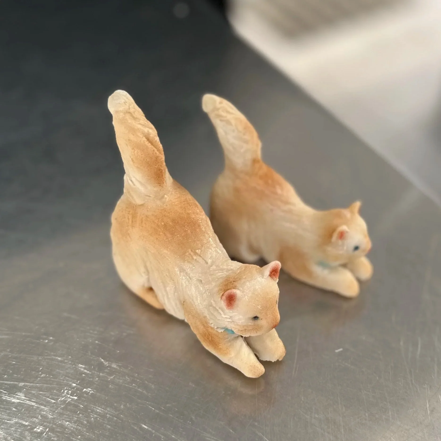 Tiny kitty cats for a wedding cake addition