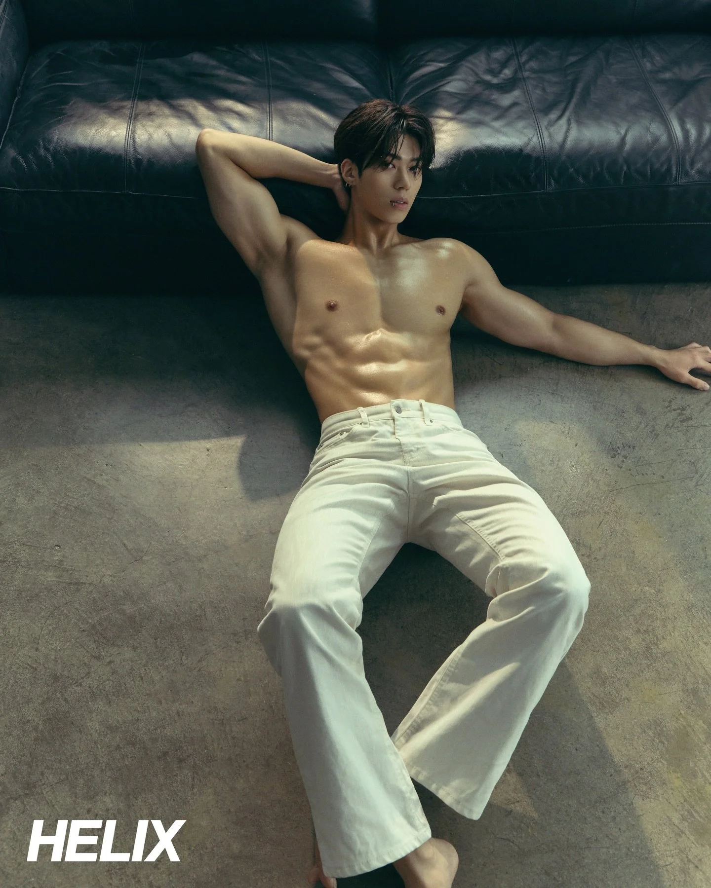 Photographer 서윤우 @seoyoonwoo
Model @ntx_official_ @hyeokiepatootie 

🗒️Contact
카카오채널 < HELIX Studio 헬릭스스튜디오 >

#헬릭스스튜디오 #바디프로필 #남자바디프로필