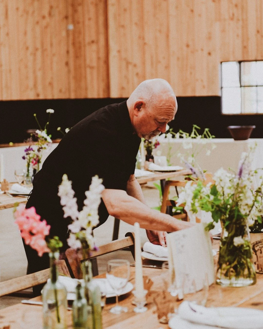 Days like this remind us why we love what we do.

A beautiful summer wedding @thegrainstoreweddings , an incredible team, and Mike leading the set-up to make sure everything was picture-perfect before guests arrived.

From the quiet preparation to th