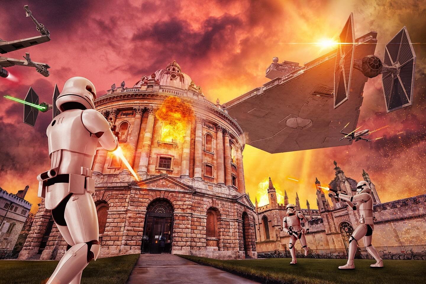 May the 4th be with you, with these old pics and vids from the archive! 1) Composite test, Oxford. 2) A mate and I visited a Star Wars exhibition. All these years later and I was an extra on Andor - best job ever! 3) Promo pic for the wonderful @ians