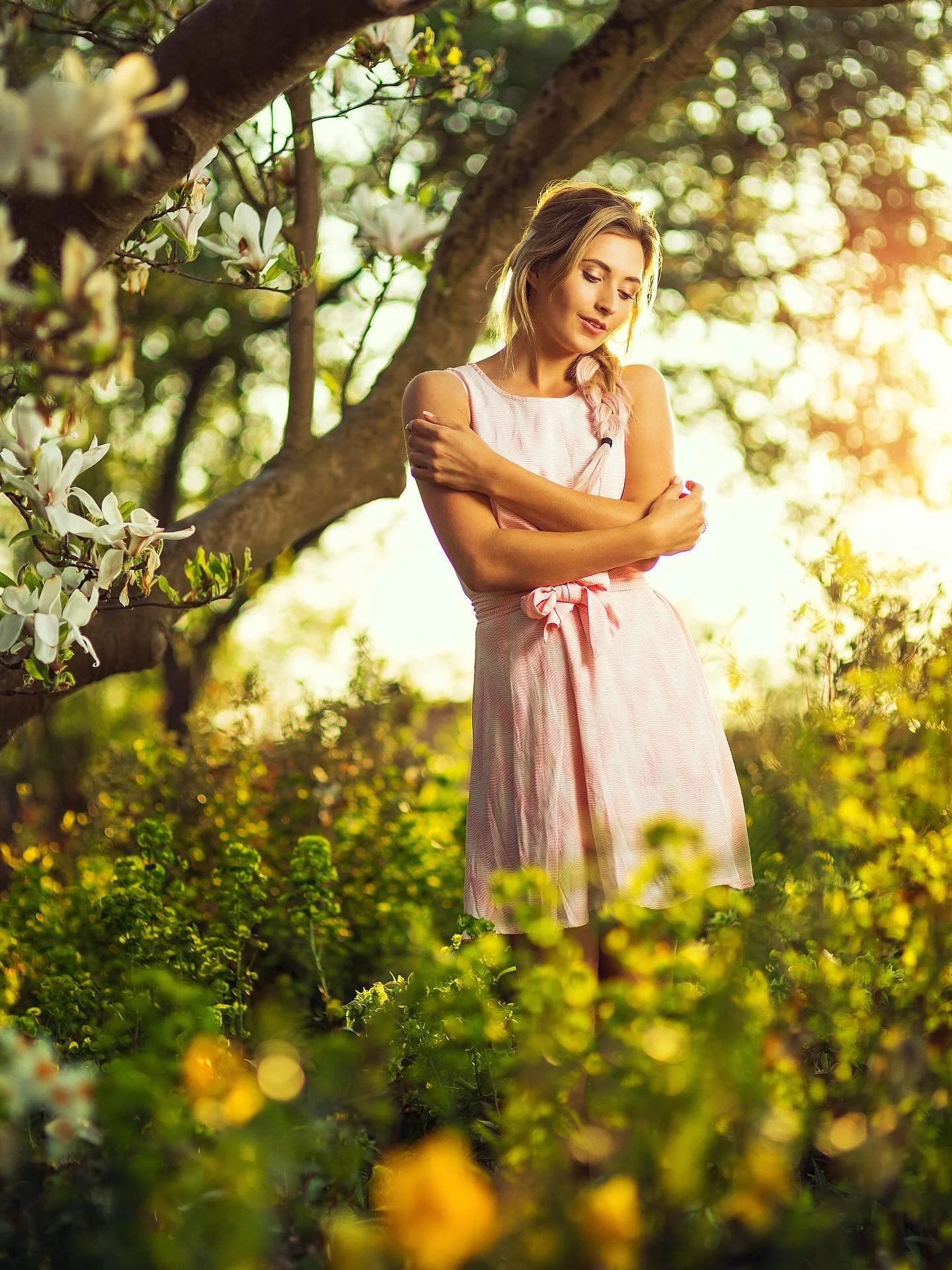 Definitely sums up today&rsquo;s weather!
Modelled in the 🌞 by @tash.whiteside_