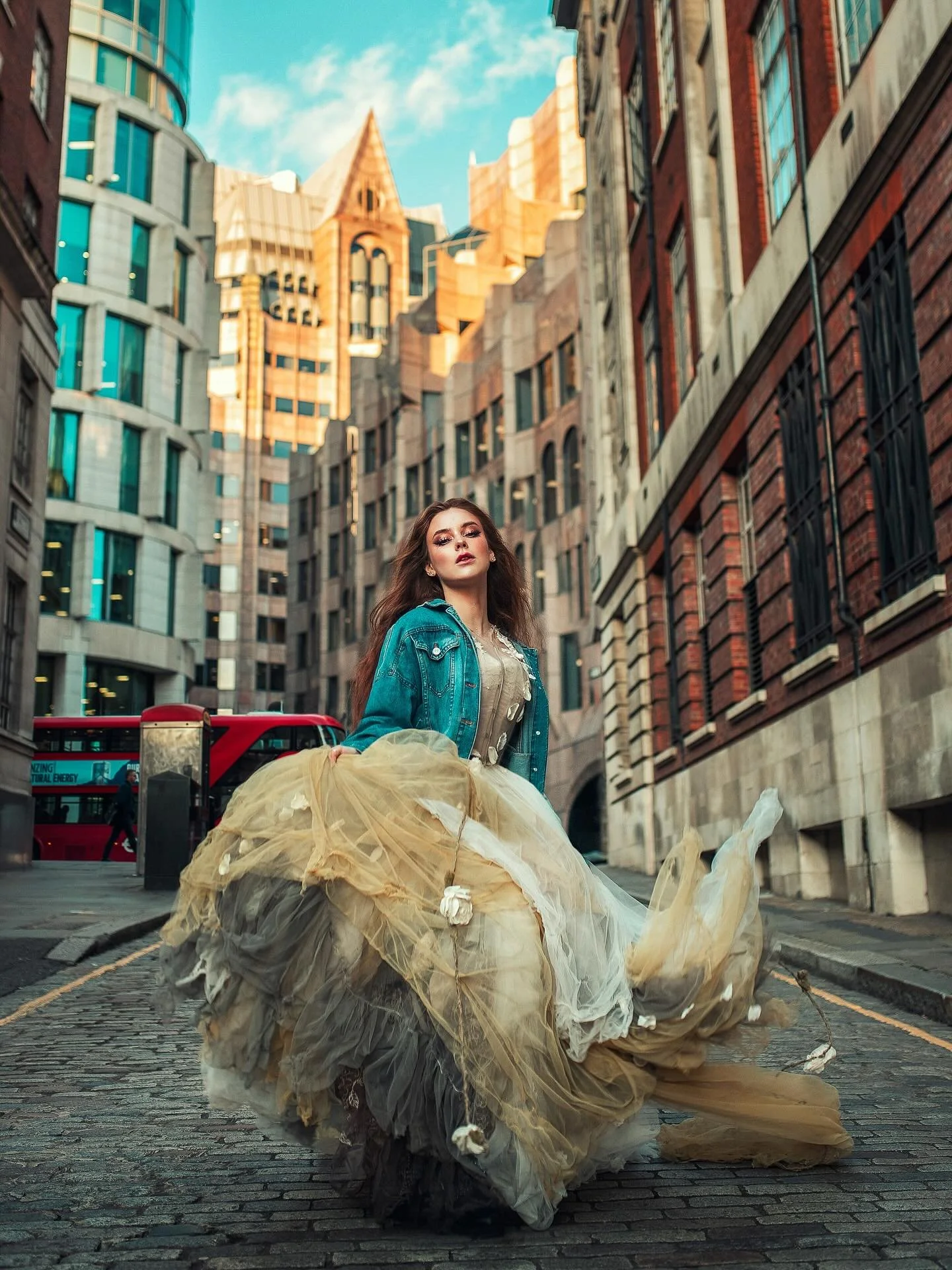 Rosie&rsquo;s dresses are just perfect for so many scenes, characters, creative ideas... This quick shoot was yet another example!
Model @a_girskaya, designer @rosieredcorsetry, MUA @alonabushynska