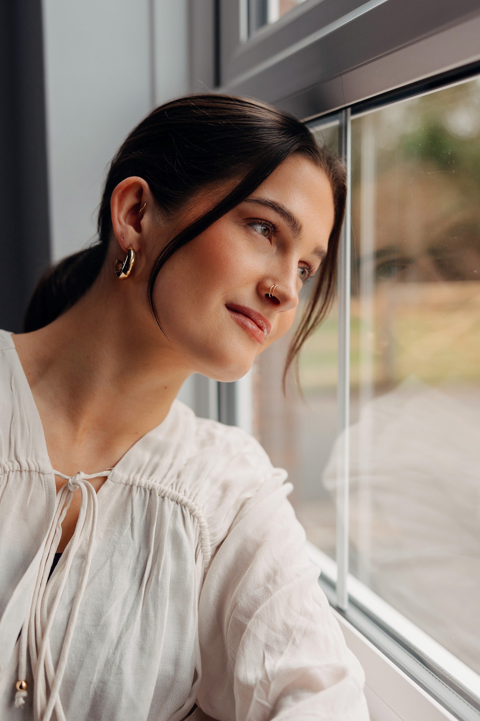 Ellie-Chadwick-Musician-Promo-Photos (2).jpg