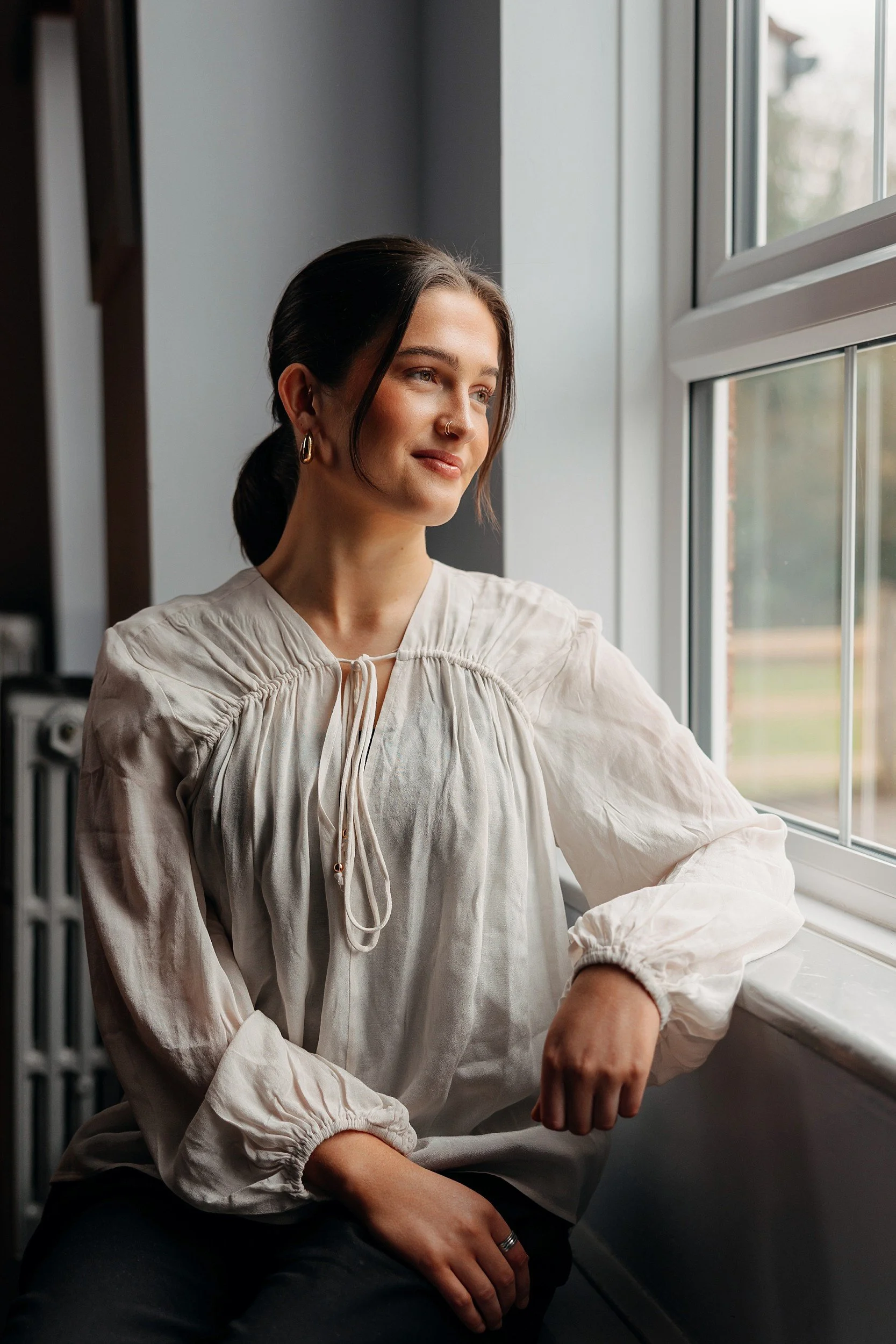 Ellie-Chadwick-Musician-Promo-Photos (1).jpg