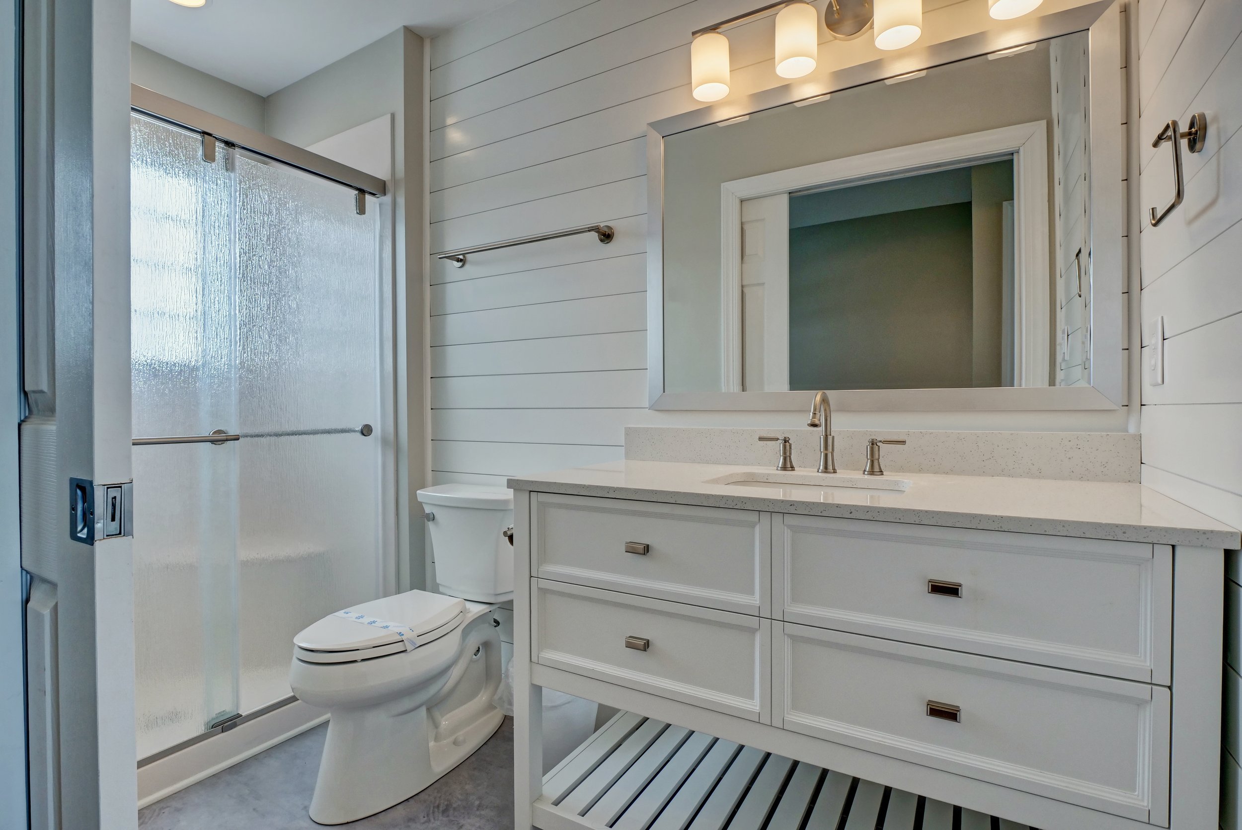 3rd Floor Private Bathroom