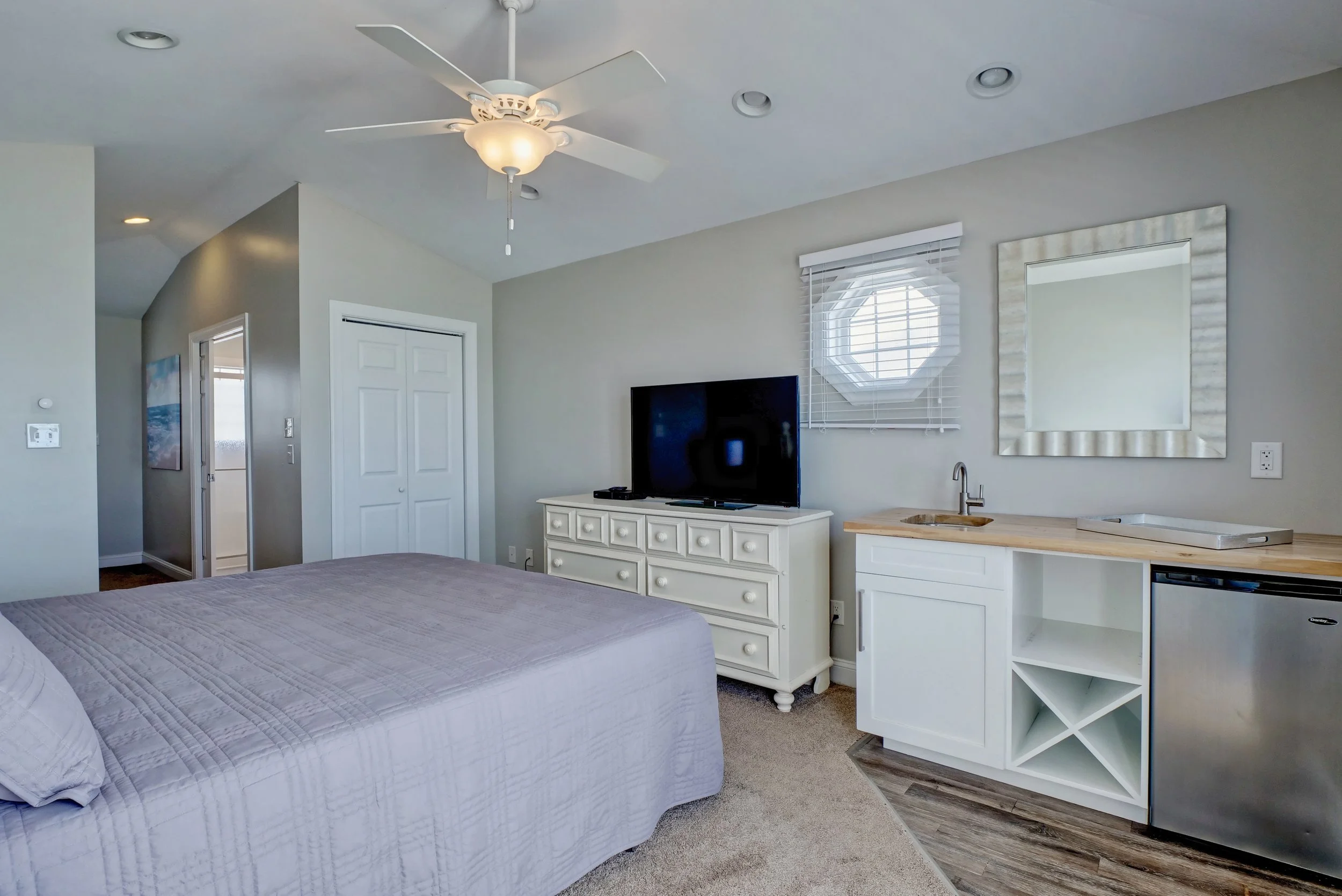 3rd Floor King Bedroom with Wet Bar