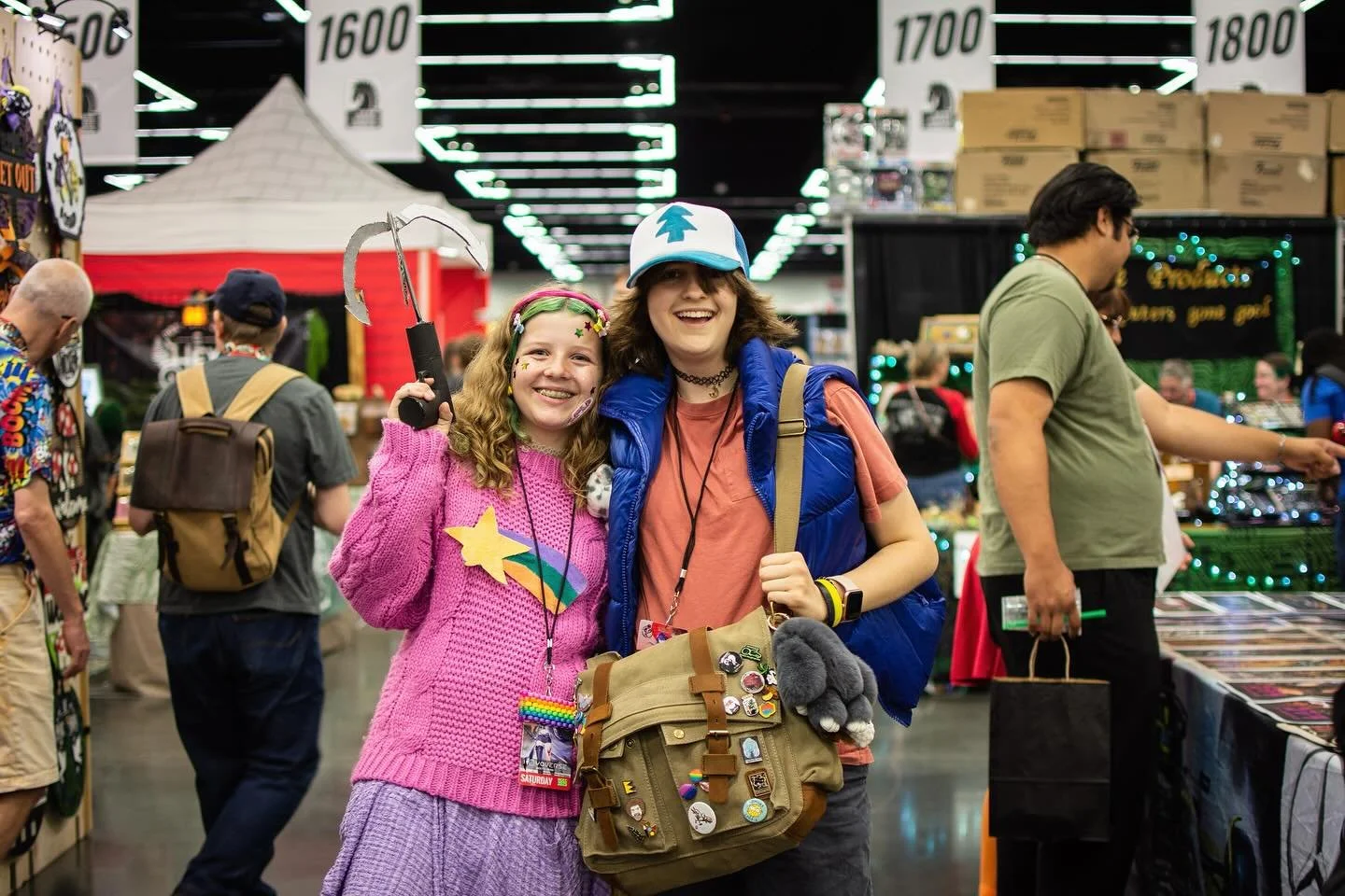 Some of the many wonderful cosplayers from this past Saturday at Rose City Comic Con&mdash;I am always in awe at the creativity and craftsmanship of cosplayers 🤩
Sometimes I wish I did cosplay but then I have to remember how many other hobbies I hav