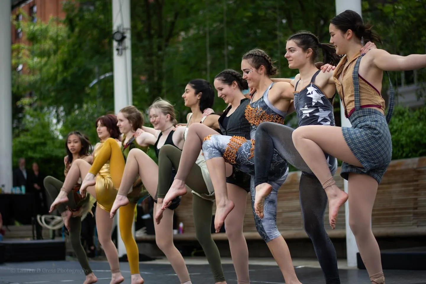 A few favorites of the @awol_aeros during their performances of &ldquo;There And Back Again&rdquo; today at Director Park!
.
.
There are two more adventures concerning hobbits on Sunday (6/7) at 2.30 and 4.30 PM at Director Park! 🧙&zwj;♂️🐉⛰️
.
.
#p