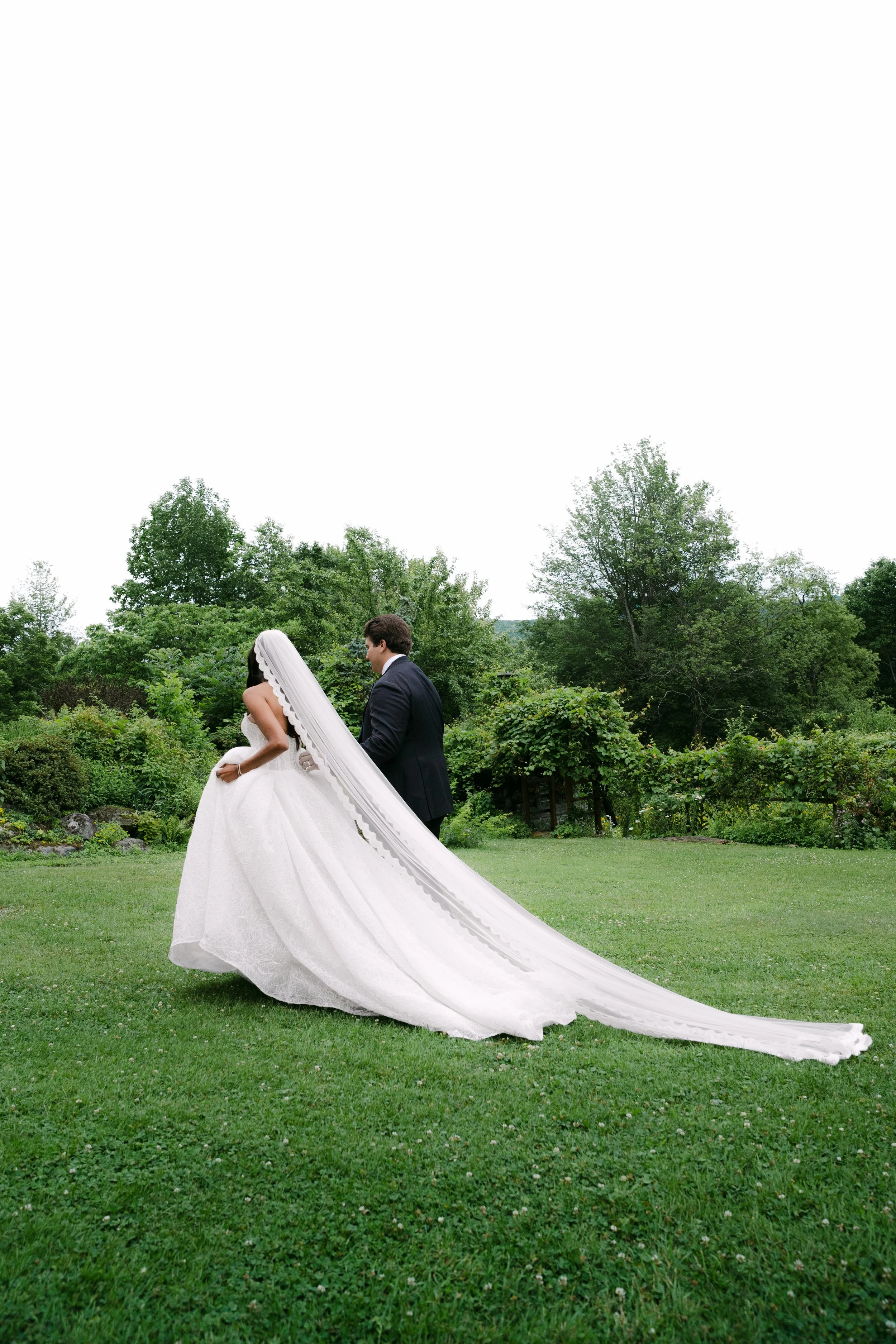 DESTINATION WEDDING AT CHÂTEAU STE-AGNÈS