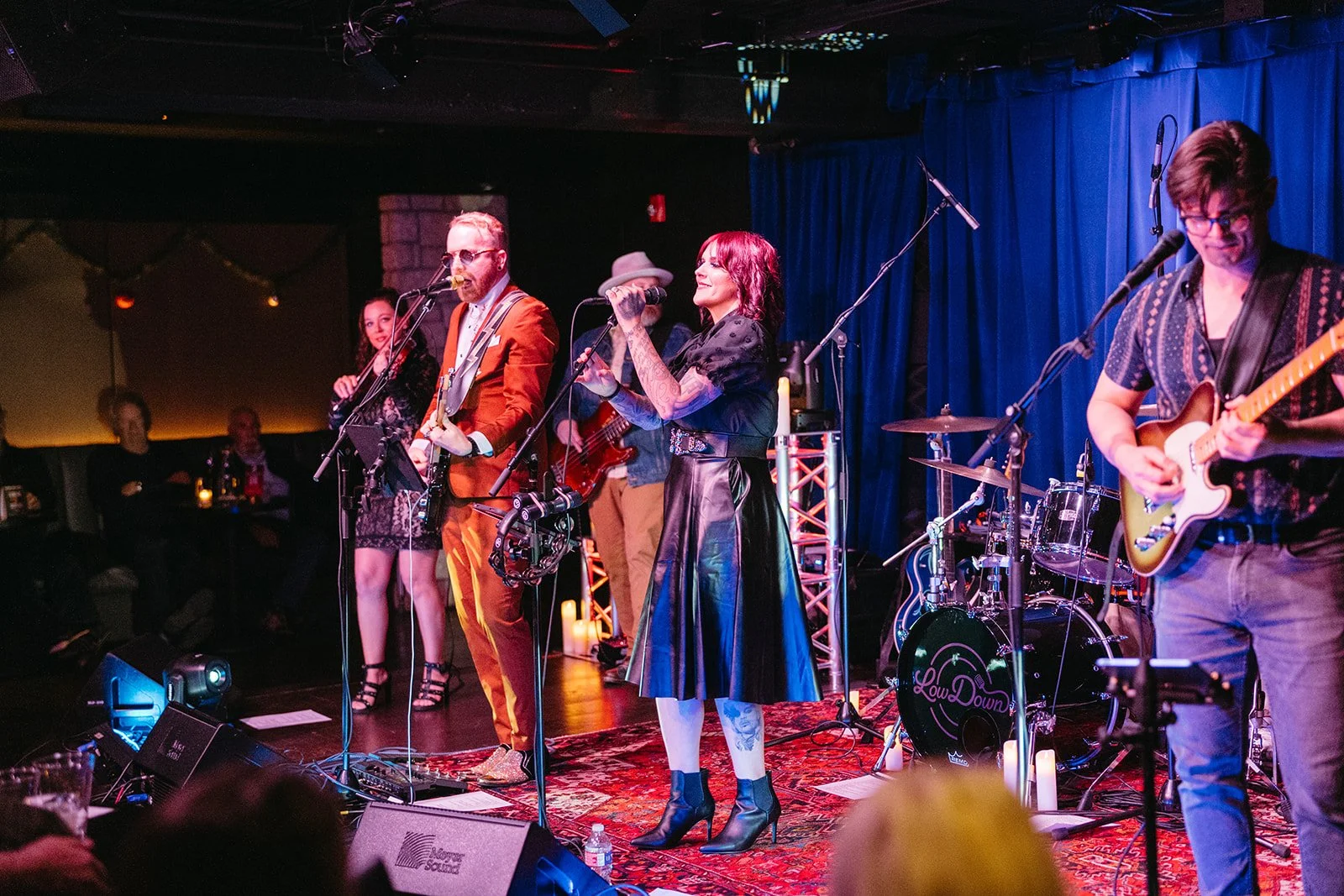 The Holdouts | November 2025