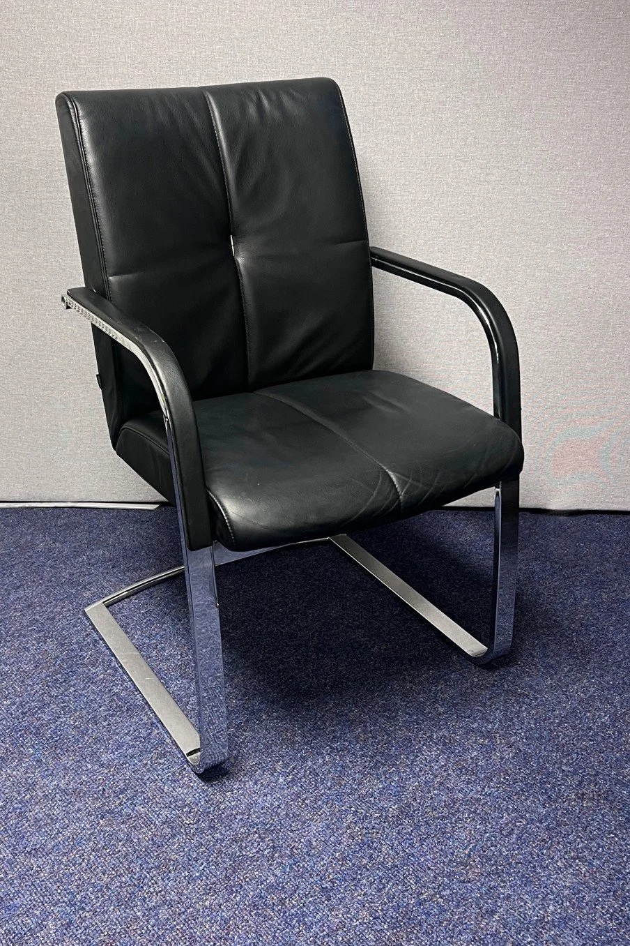 Used Klober black leather cantilever armchair 2.jpg