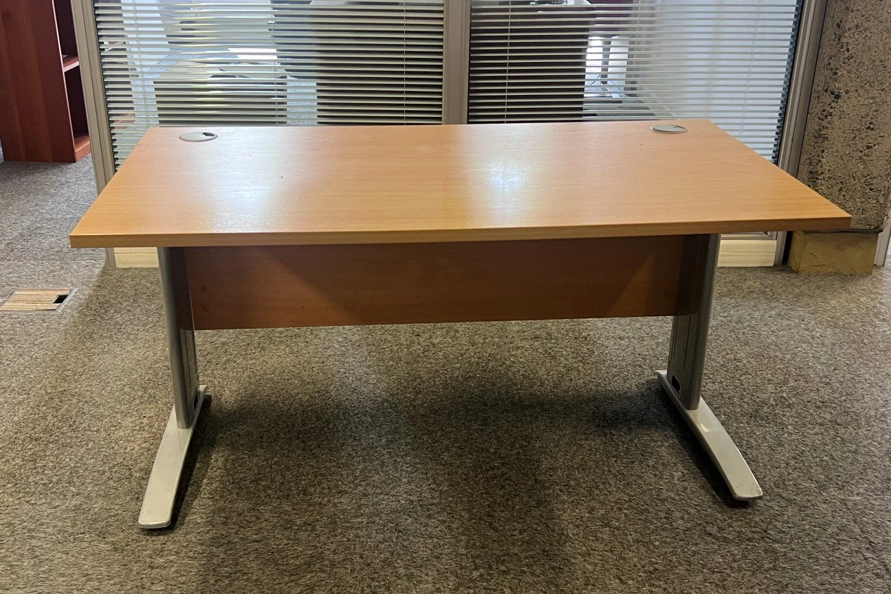 Used office desks beech 140cm.jpg