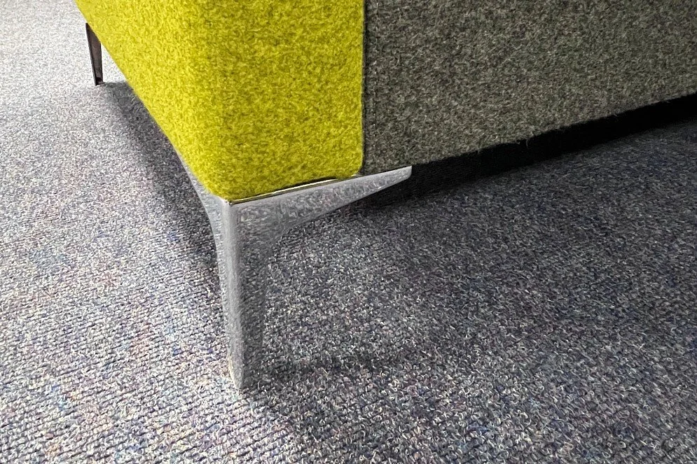 Used 4 person acoustic high sided meeting pod