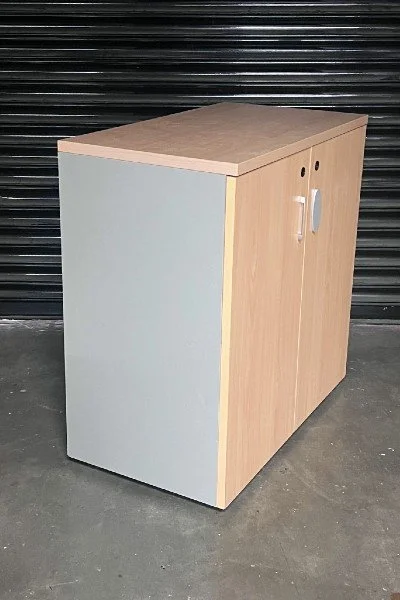 Used beech low double door press 1.jpg