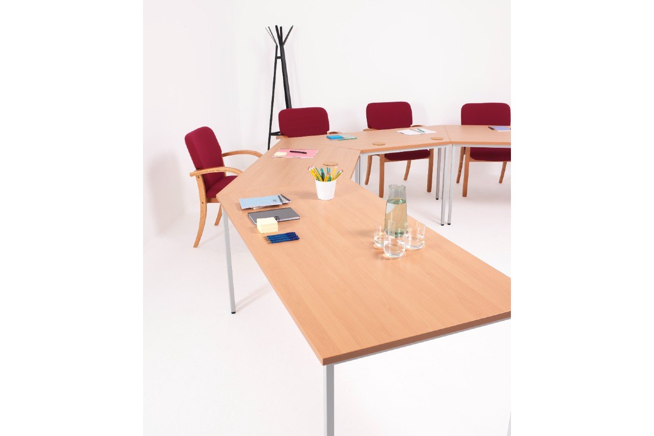 OMPT1880RECBE_ROOMSHOT.jpg