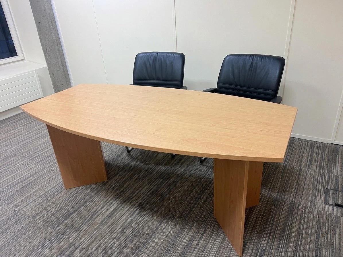 Used Boat-shaped Meeting Table