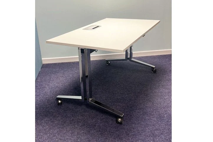 Used Flip Top Table 1a.jpg
