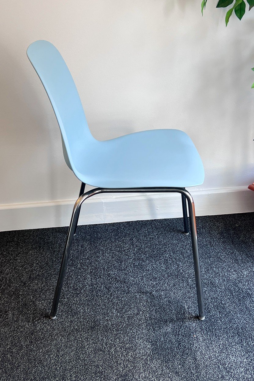 used canteen furniture blue canteen chair 2.jpg