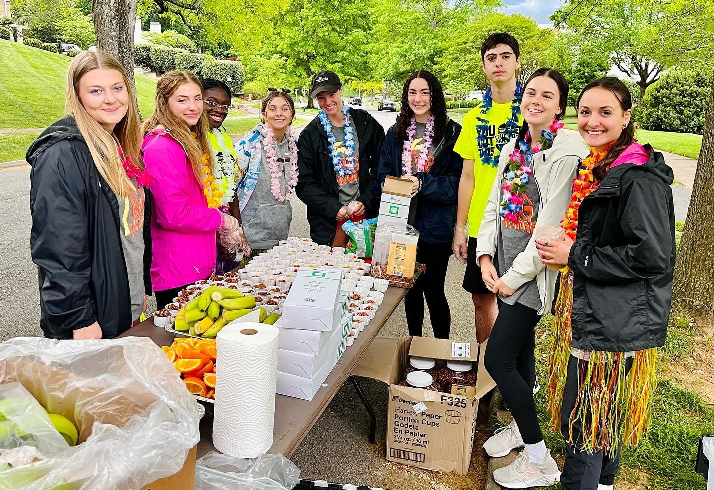 Our 🌺 Luau-themed 🌺 Aid Station was cut short by the storm, but we had a blast until then! The Teen Ambassadors were up bright and early to support this great event 👏🏻 We salute all the runners and hope you are proud of yourselves! 
@blueridgemar