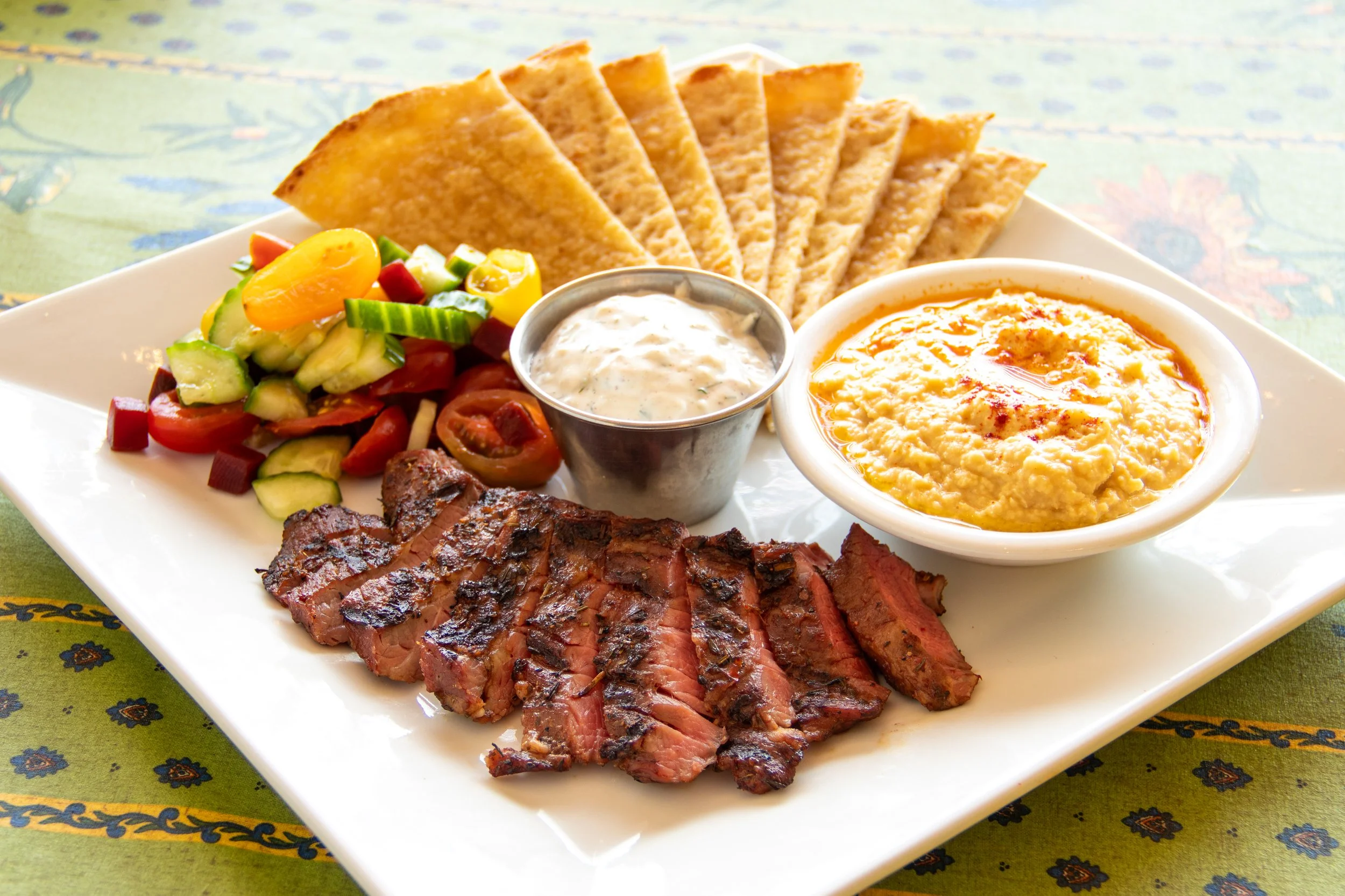 Marinated Sirloin with Hummus platter
