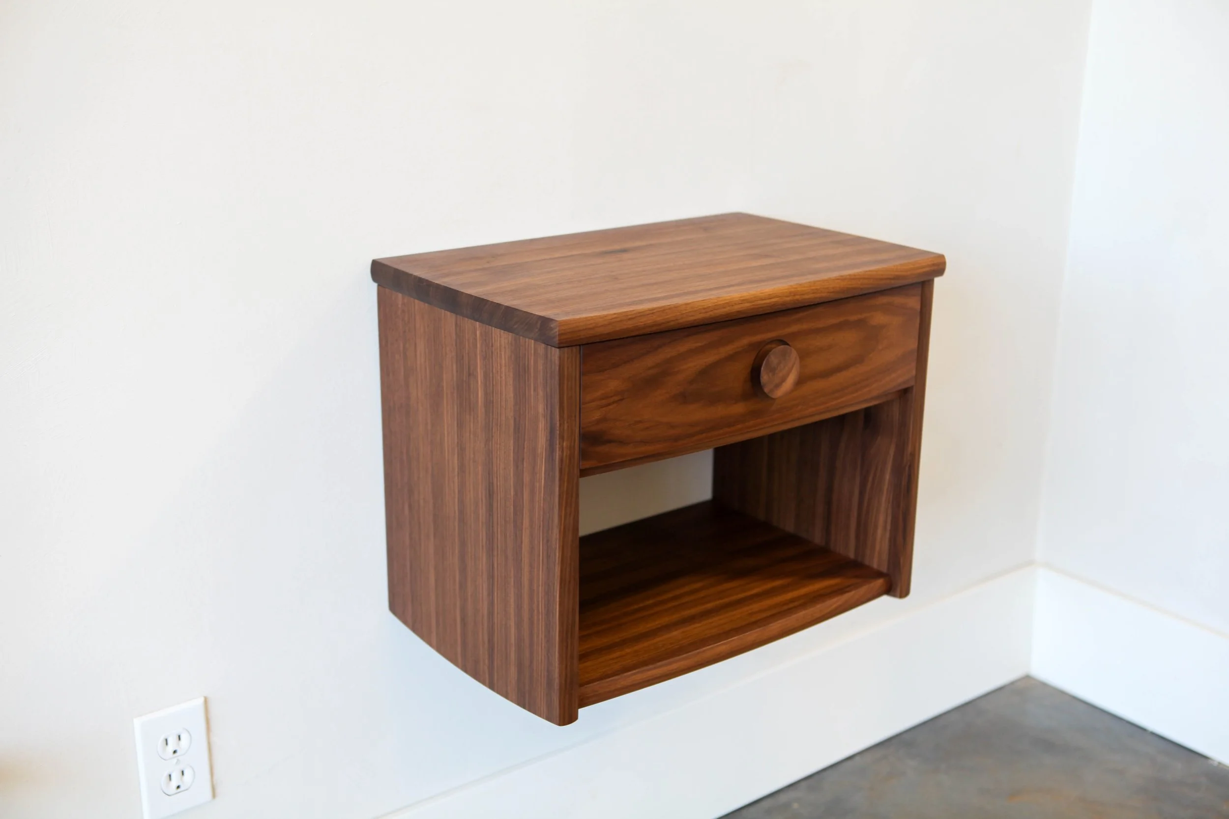 HANGING CAB (66 of 117).jpg