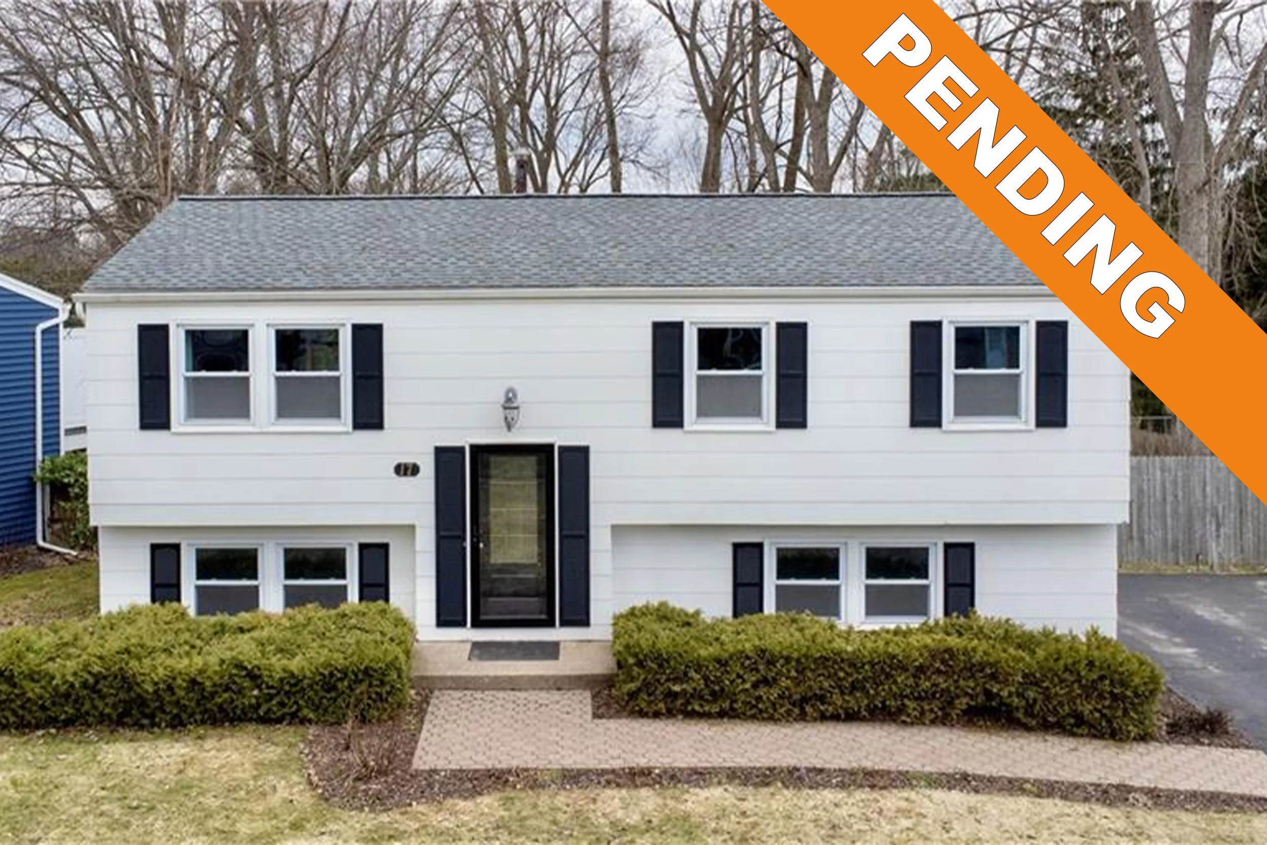 17 Saveria Dr - 9 Days on Market