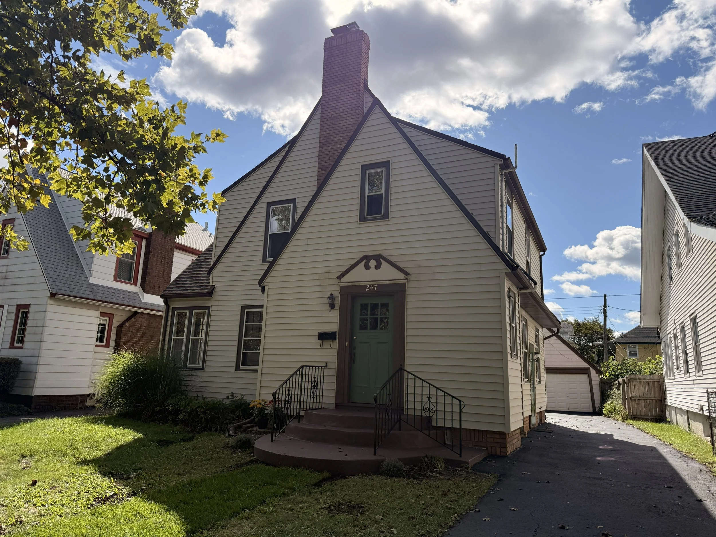247 Genesee Park