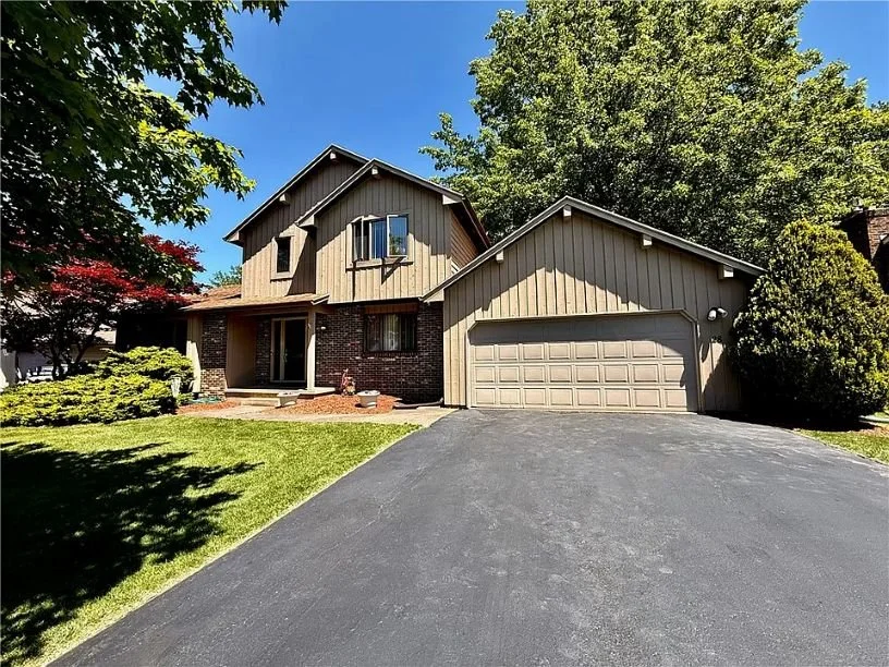 28 W Forest Dr
