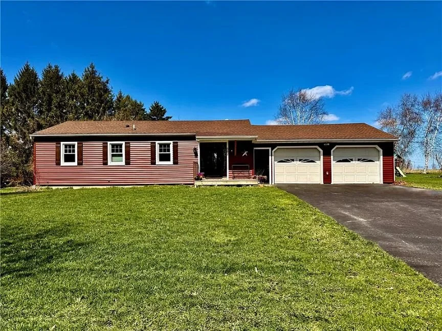 582 Brooks Rd