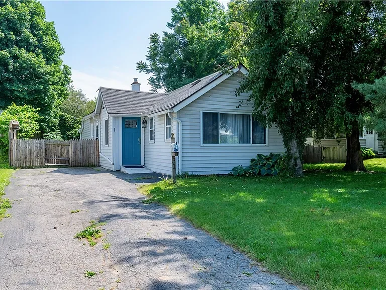 31 Broderick Dr